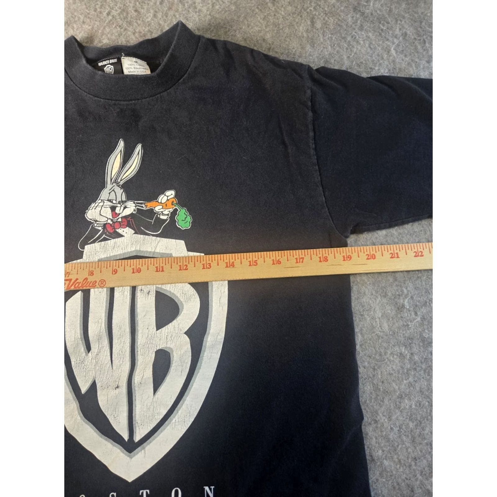Vintage VINTAGE Bugs Bunny Boston T shirt 1996 Warner Bros. M Black Mens Short Sleeve Crew Neck 90s USA Size US M / EU 48-50 / 2 - 5 Thumbnail