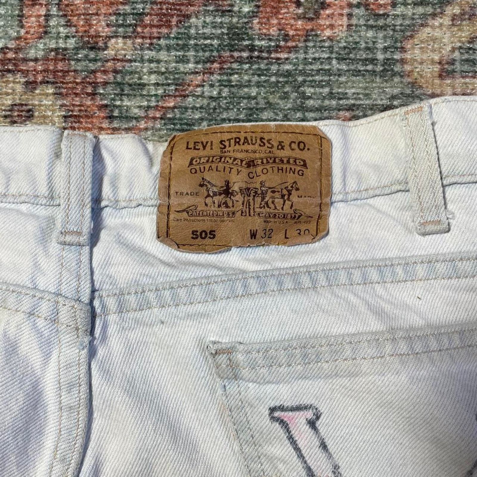 Levi's Vintage 1980s/90s Levis Handpainted 90210 Jeans Size US 32 / EU 48 - 6 Thumbnail