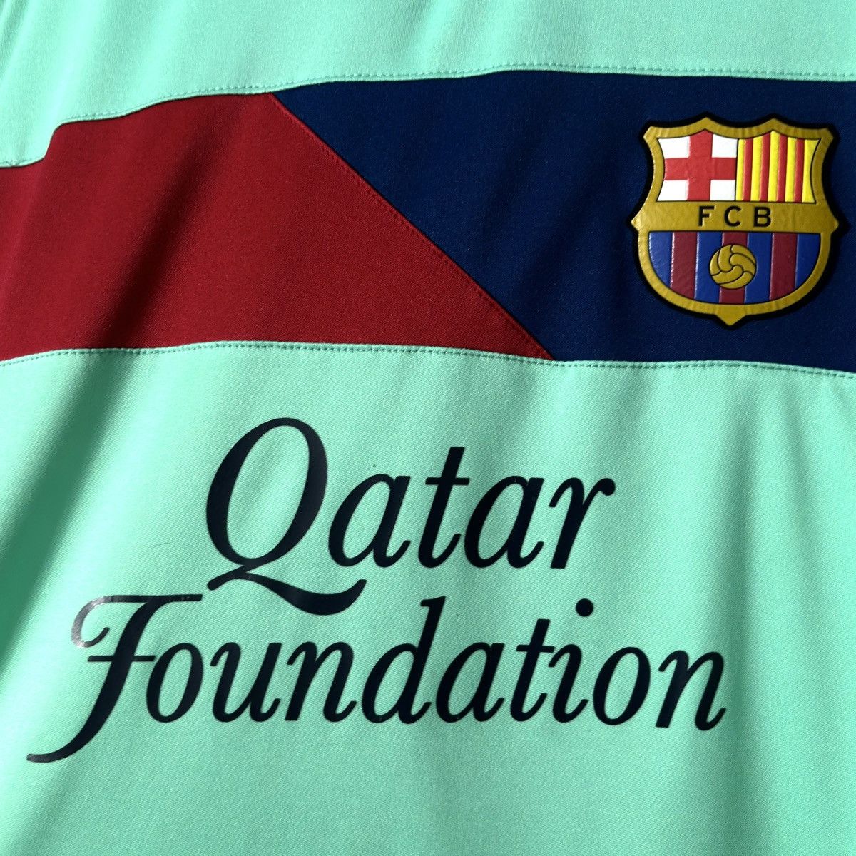 Vintage 2010 2012 FC Barcelona Xavi Vintage Official Soccer Jersey M Size US M / EU 48-50 / 2 - 3 Thumbnail