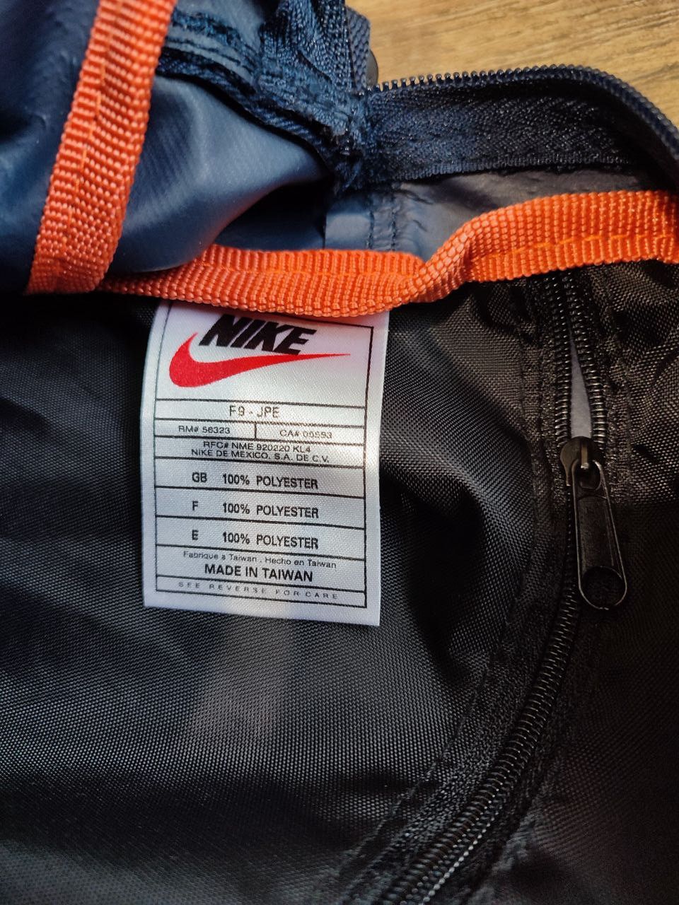 Nike Vintage Nike Y2K Messenger Bag - Navy Shoulder Crossbody Bag Size ONE SIZE - 14 Thumbnail