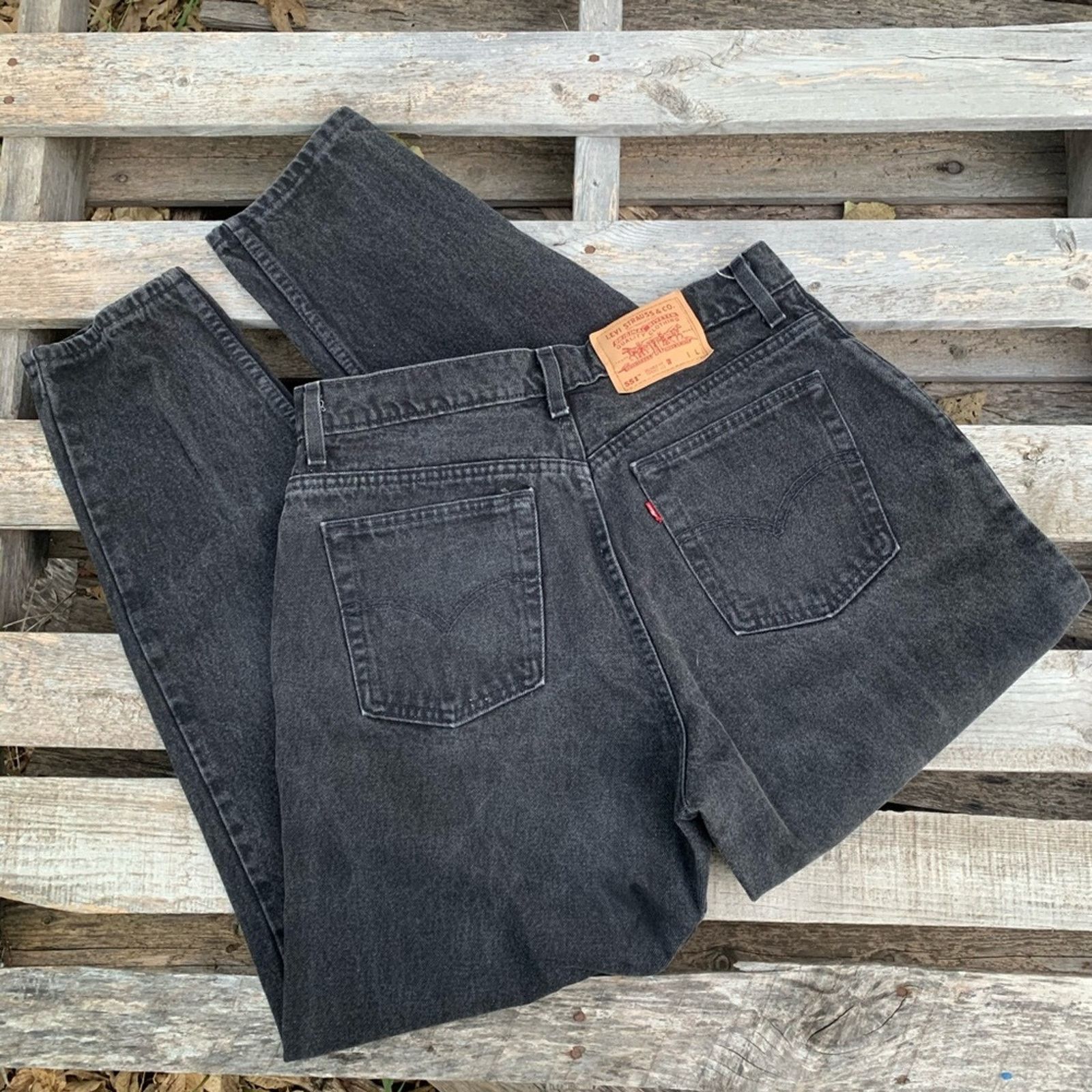 VTG 90s Levi’s 551 LADIES high waist relaxed fit jeans black