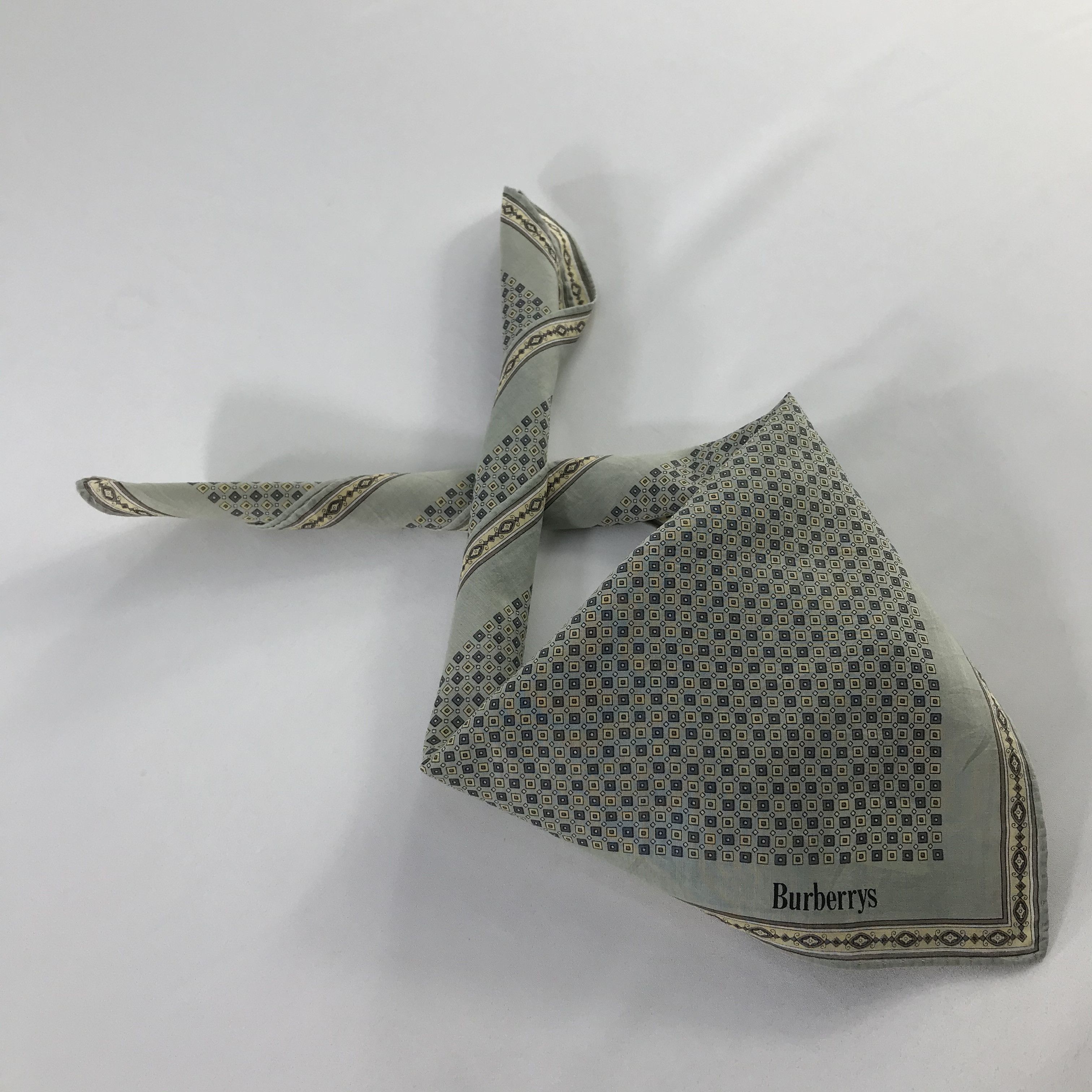 Burberry × Vintage Burberry Bandana / Handkerchief / Neckerchief - S762 Size ONE SIZE - 4 Thumbnail