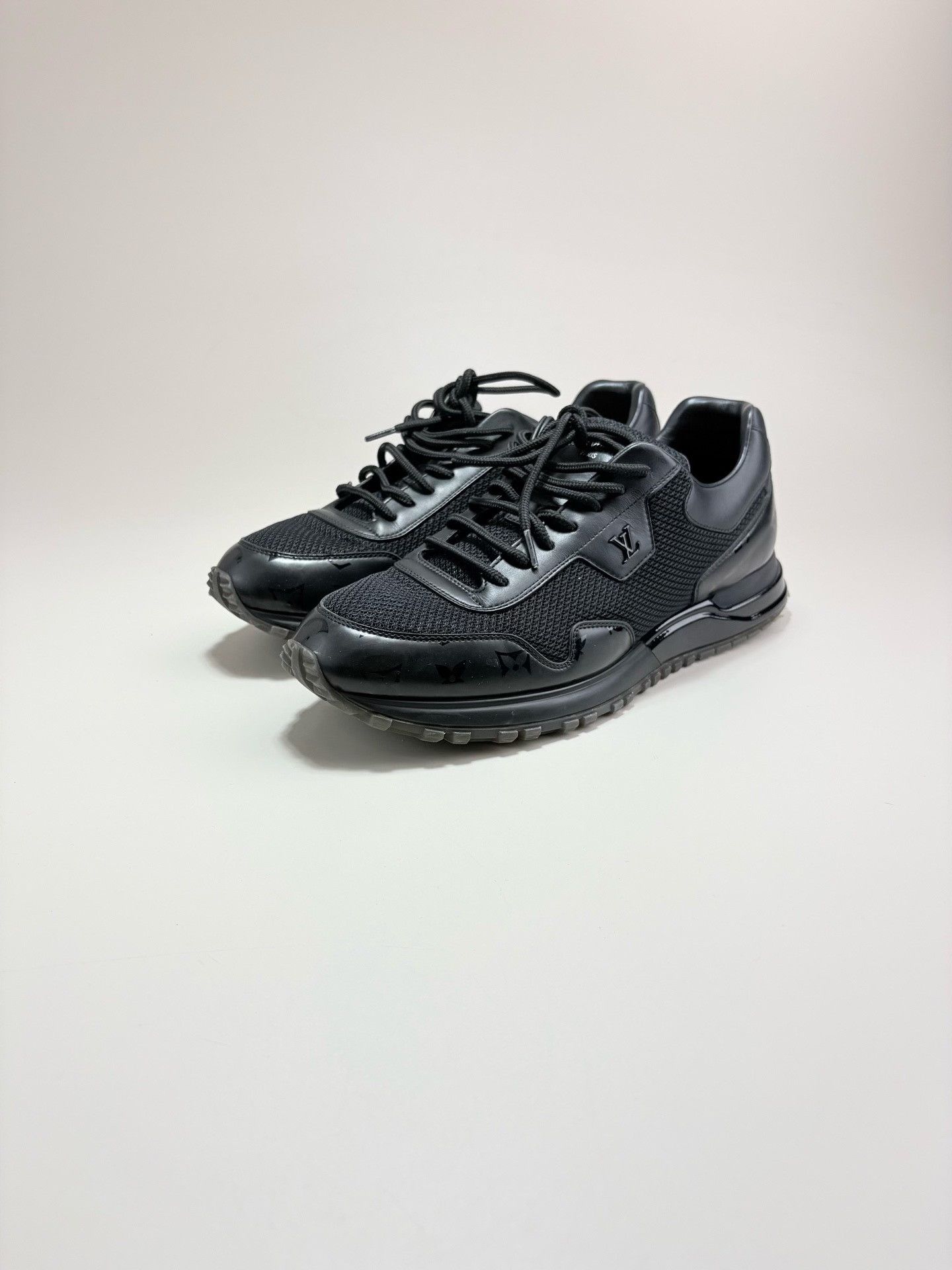 Louis Vuitton Louis Vuitton LV Run Away Sneakers Size US 7.5 / EU 40-41 - 1 Thumbnail