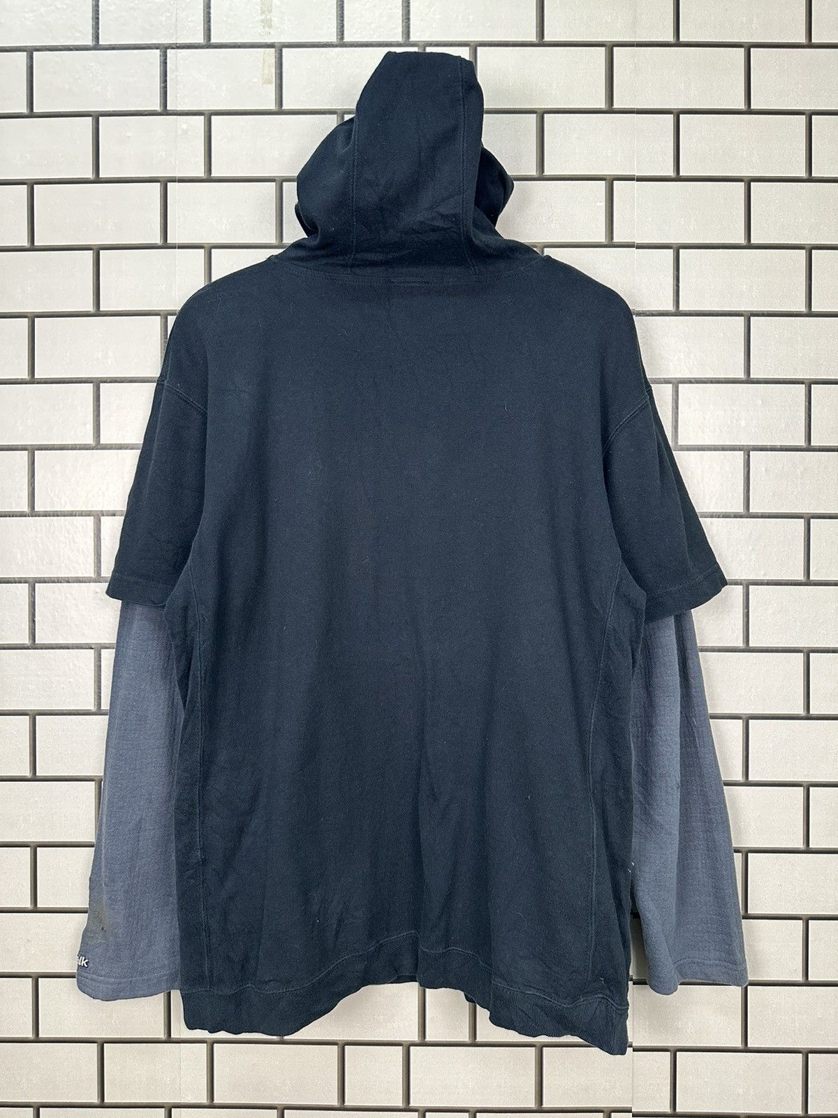 Airwalk Airwalk Hooded LongSleeve Nice Design Size US L / EU 52-54 / 3 - 6 Thumbnail