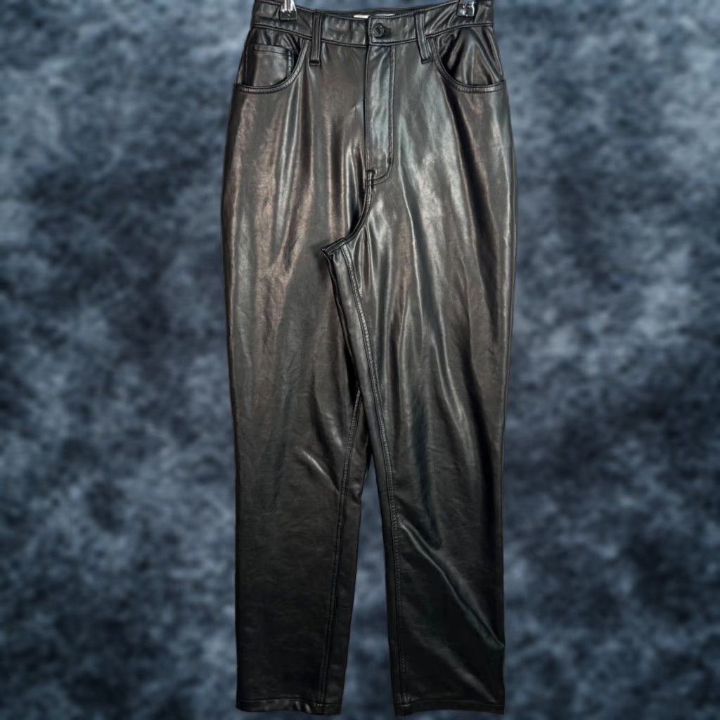 Abercrombie & Fitch VINTAGE Abercrombie & Fitch Womens Black Faux Leather 90s Straight Ultra High Rise Pants Size 28" / US 6 / IT 42 - 1 Thumbnail