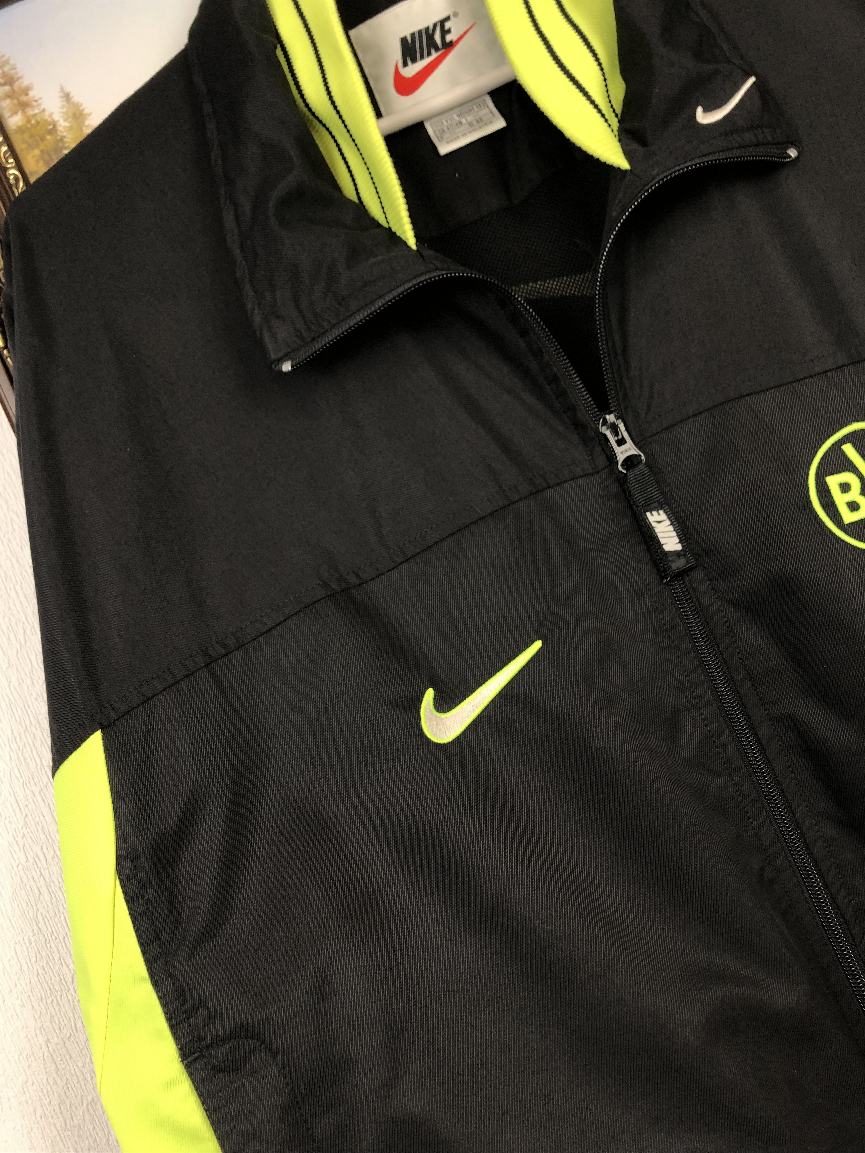 Nike Vintage Nike Borussia Dortmund Football Jacket Soccer Bomber Size US XXL / EU 58 / 5 - 3 Thumbnail