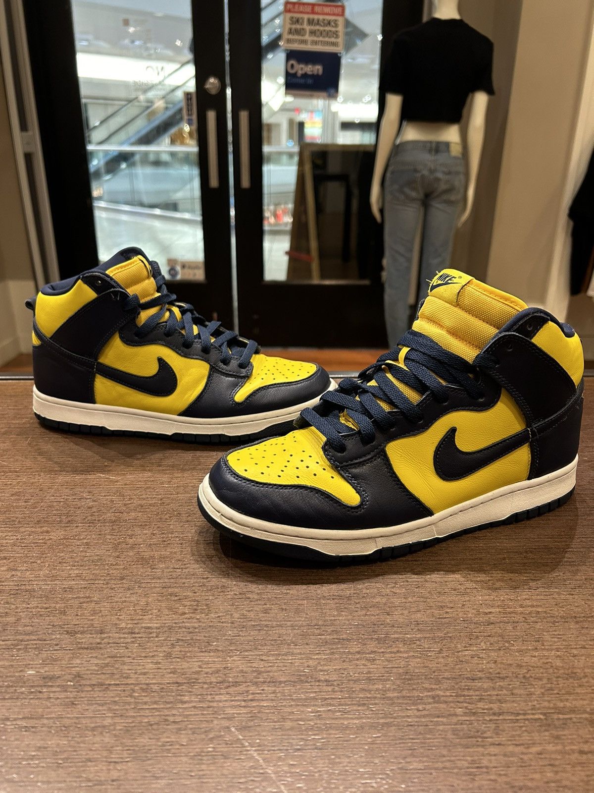 Nike Dunk High 'Michigan' Hi Top Sneakers