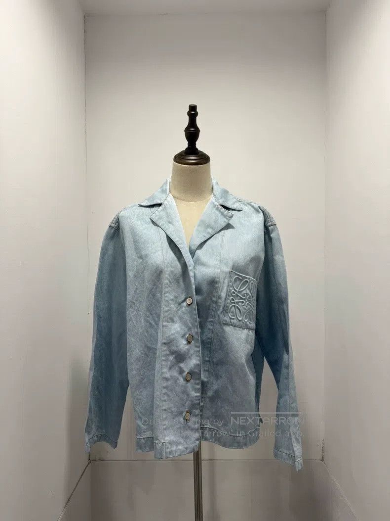 Loewe Loewe Embossed Big Logo Denim Jacket Size XS / US 0-2 / IT 36-38 - 1 Thumbnail