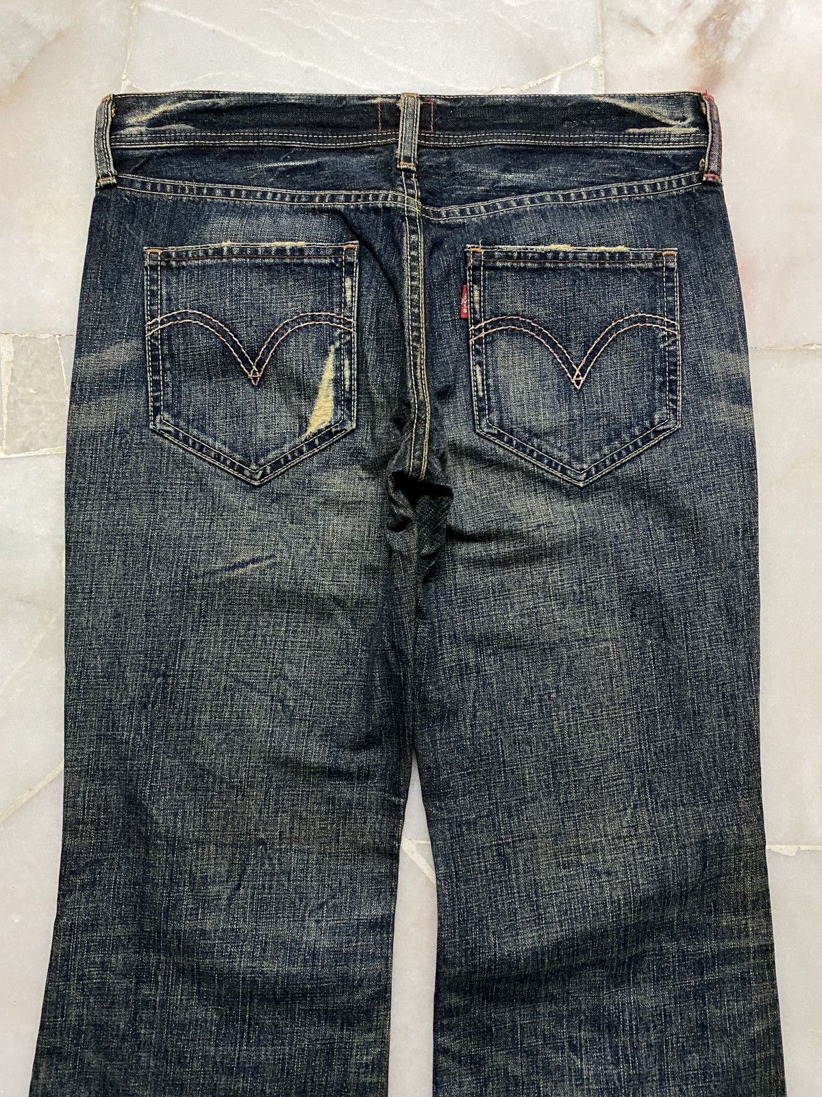 Levi's 💥Flare💥Vintage 90-00s Levi’s Ripped Distress Mudwash Jean Size US 30 / EU 46 - 14 Thumbnail