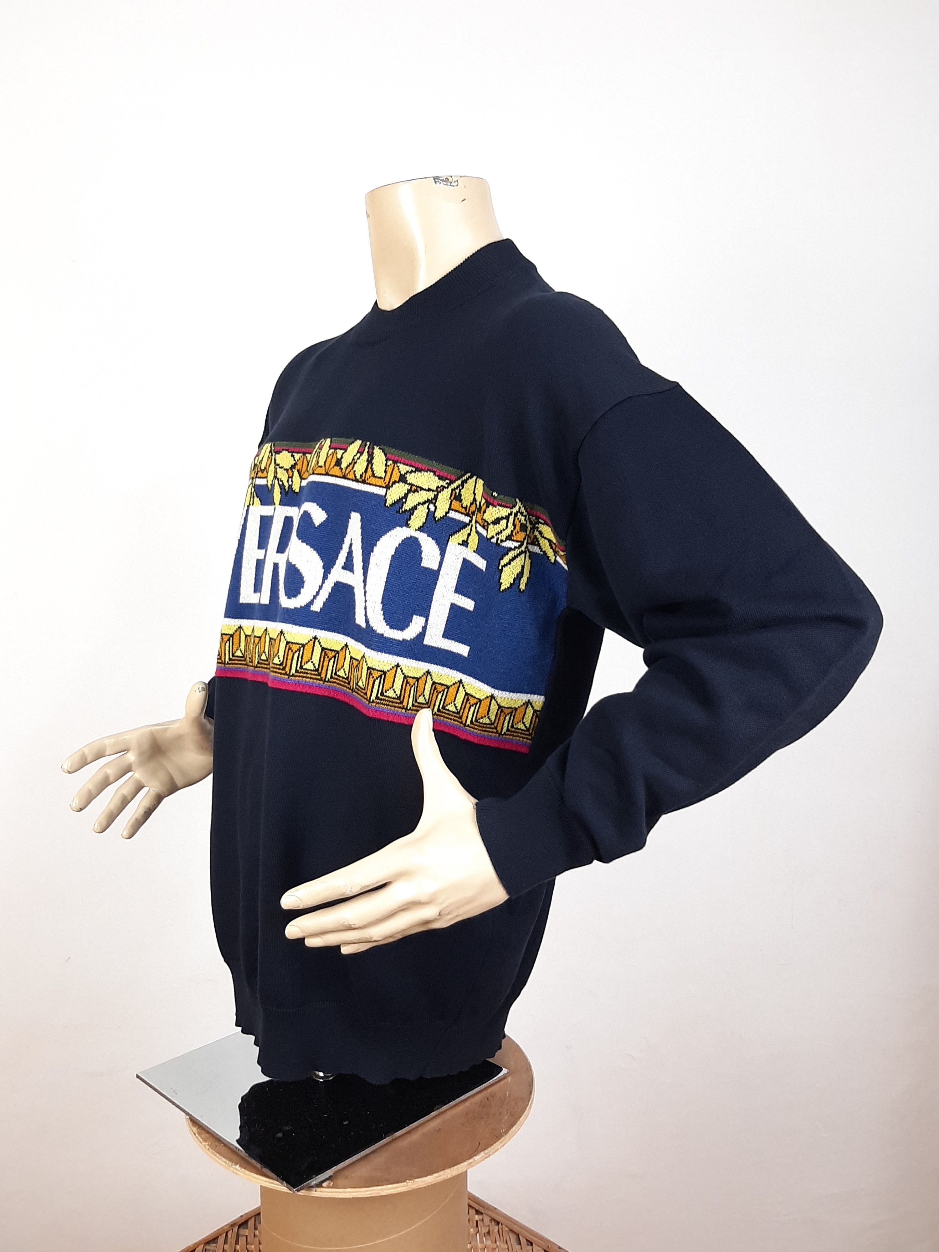 Versace Versace Sweater Navy Size IT 48 M Intarsia Size US M / EU 48-50 / 2 - 4 Thumbnail