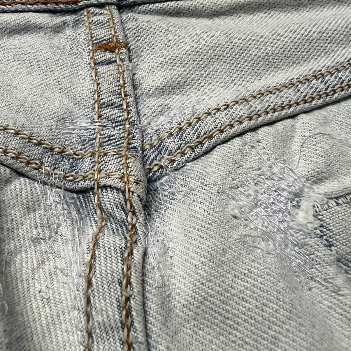 Levi's × Levi's Vintage Clothing × Vintage Vintage 90’s Levi’s 501 🇺🇸 Straight-Leg Women’s Denim Jeans Size 29" - 9 Thumbnail