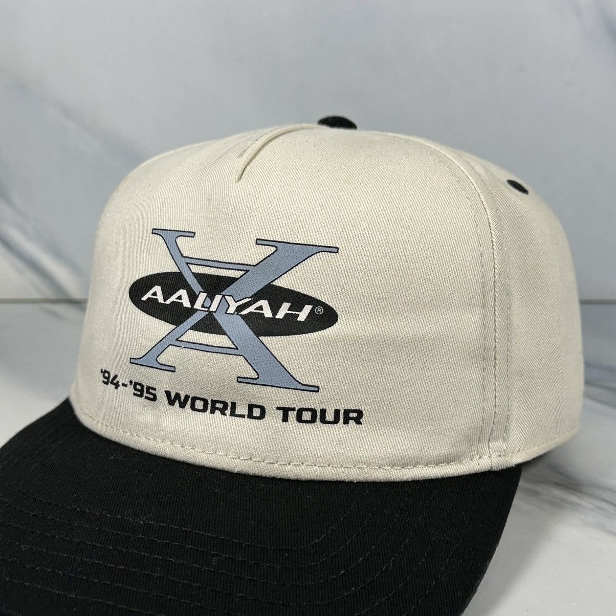 Band Tees Vintage Hat Aaliyah World Tour 94-95 Size ONE SIZE - 2 Thumbnail