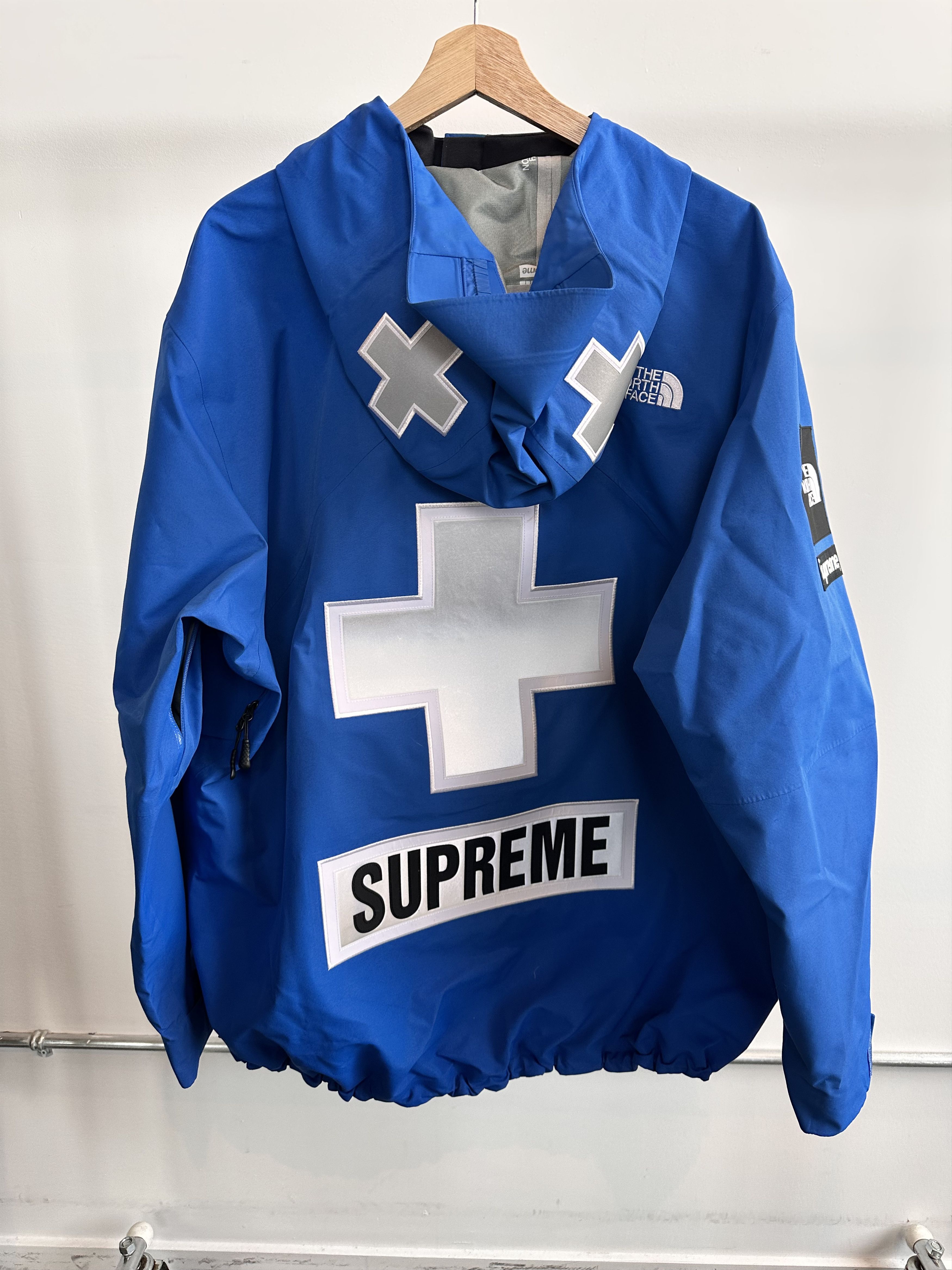 Supreme × The North Face SUPREME x THE NORTH FACE Summit Jacket XL Size US XL / EU 56 / 4 - 5 Thumbnail