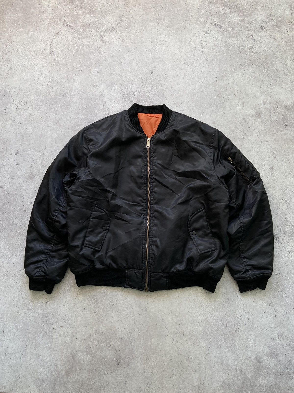 Alpha Industries × Vintage MA-1 Flyer Vintage Nylon Bomber