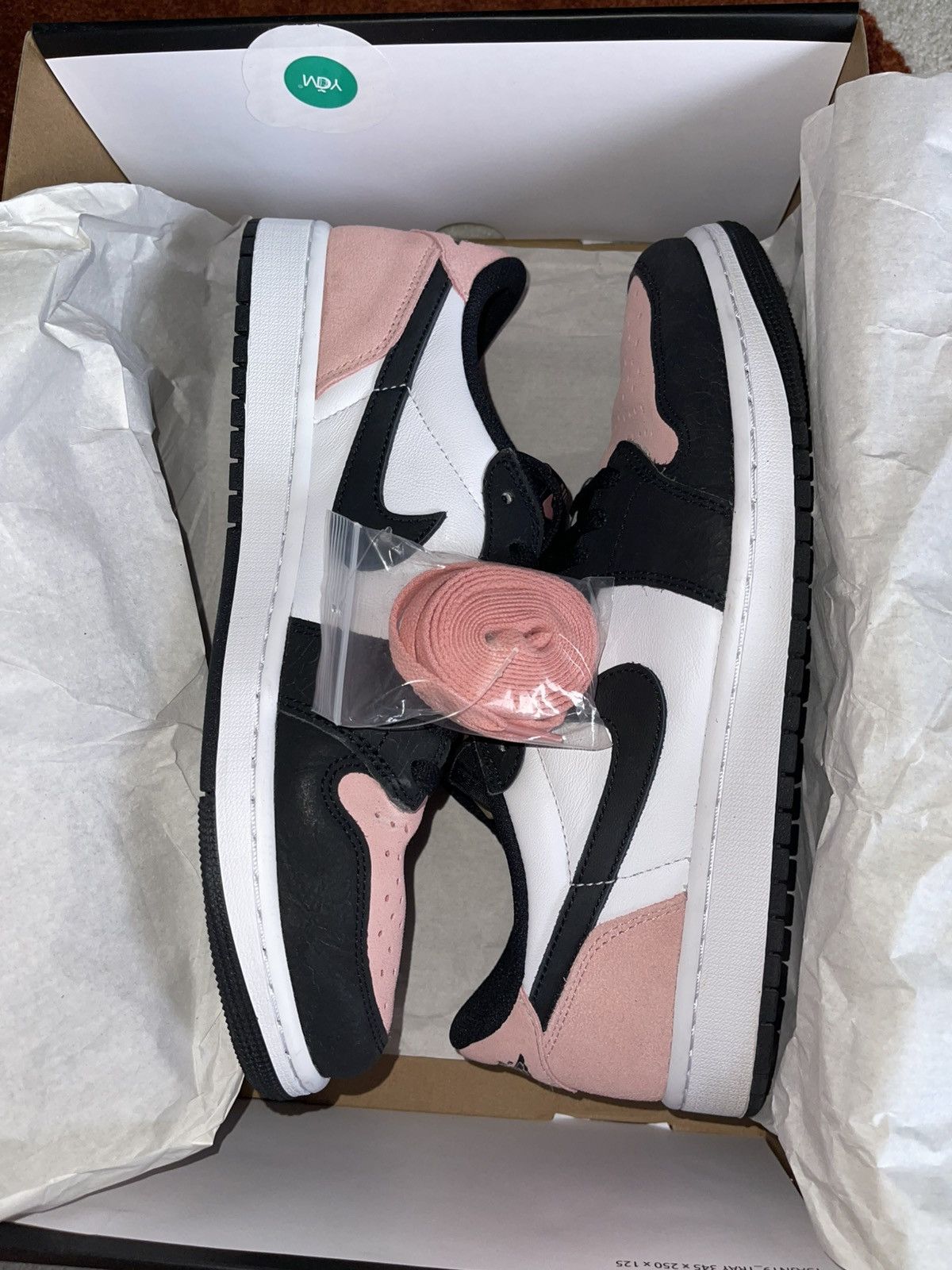 Jordan Brand Air Jordan 1 Low OG Bleached Coral Size 10.5 OG All Size US 10.5 / EU 43-44 - 6 Thumbnail