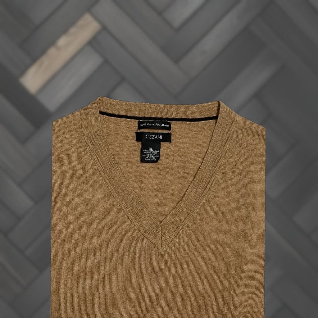 Vintage Cezani Merino Wool Vest Mens XL Sleeveless Knit Top Brown V-Neck Buttonless Pullover Lightweight All Seasons Business Casual Workwear Vest Size 46R - 1 Thumbnail