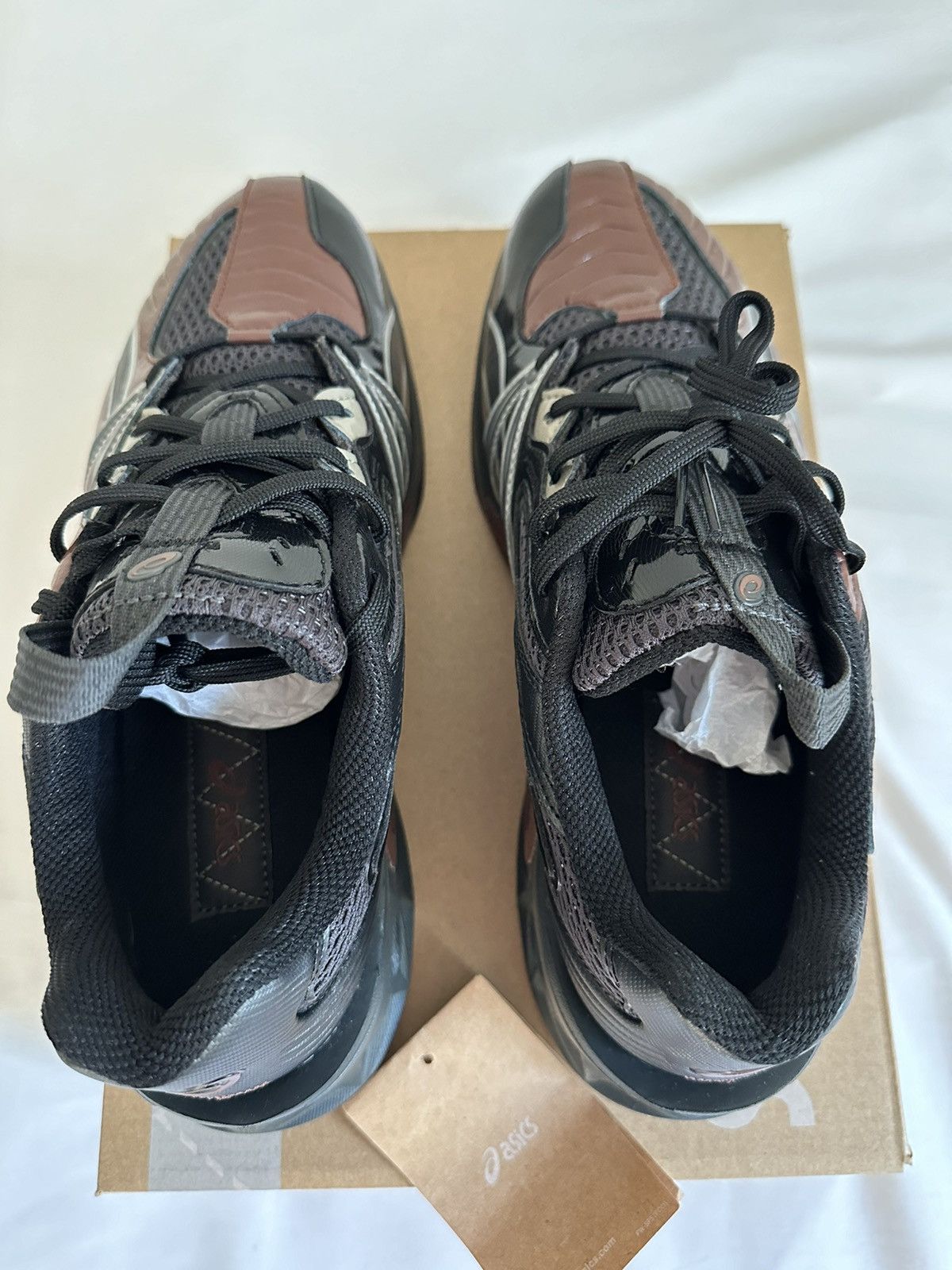 Asics × Kiko Kostadinov ASICS HN2-S Protoblast Chocolate Brown Graphite Grey Size US 8 / EU 41 - 8 Thumbnail