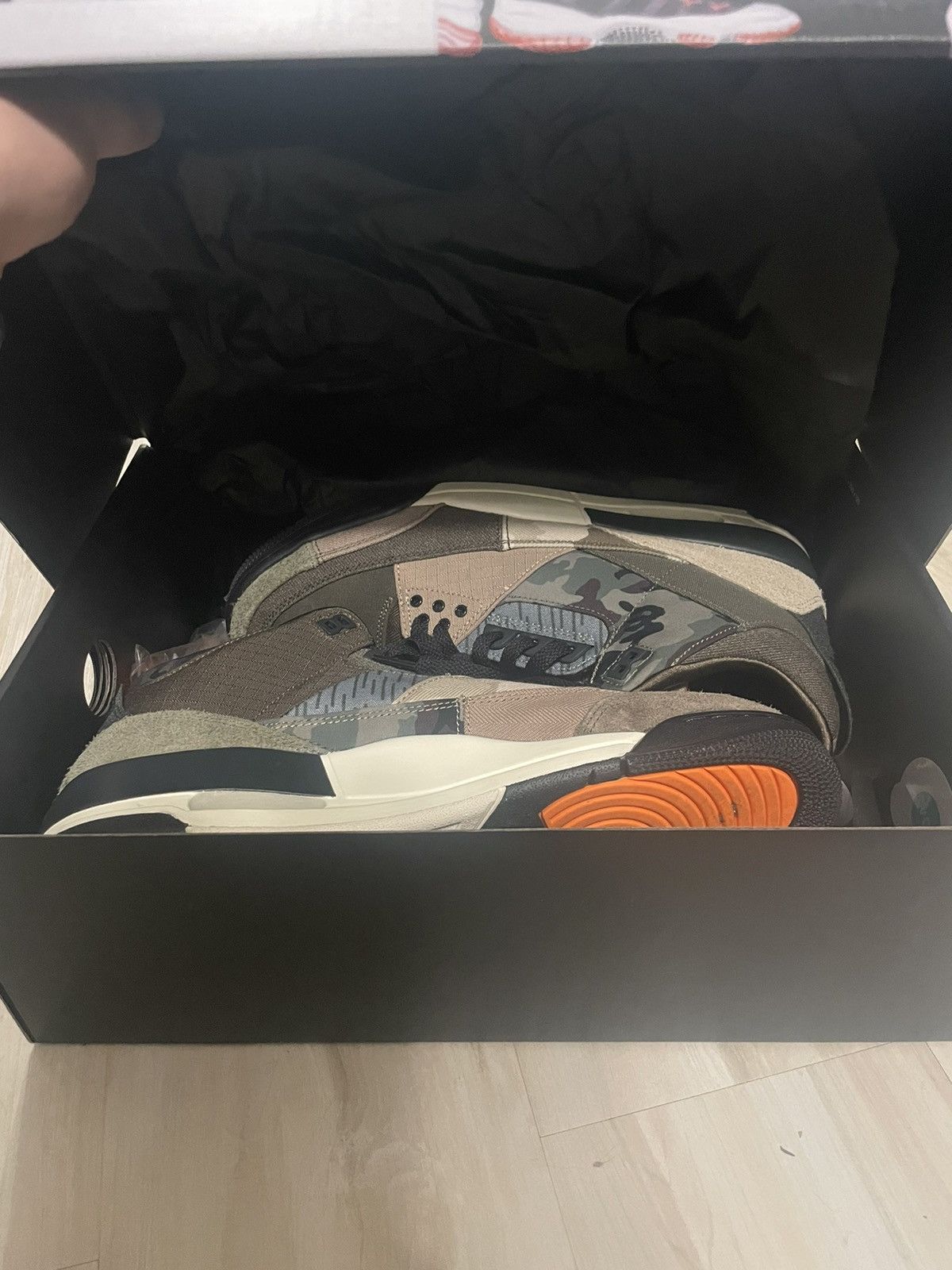 Jordan Brand air jorden 3 retro se Size US 10.5 / EU 43-44 - 4 Thumbnail