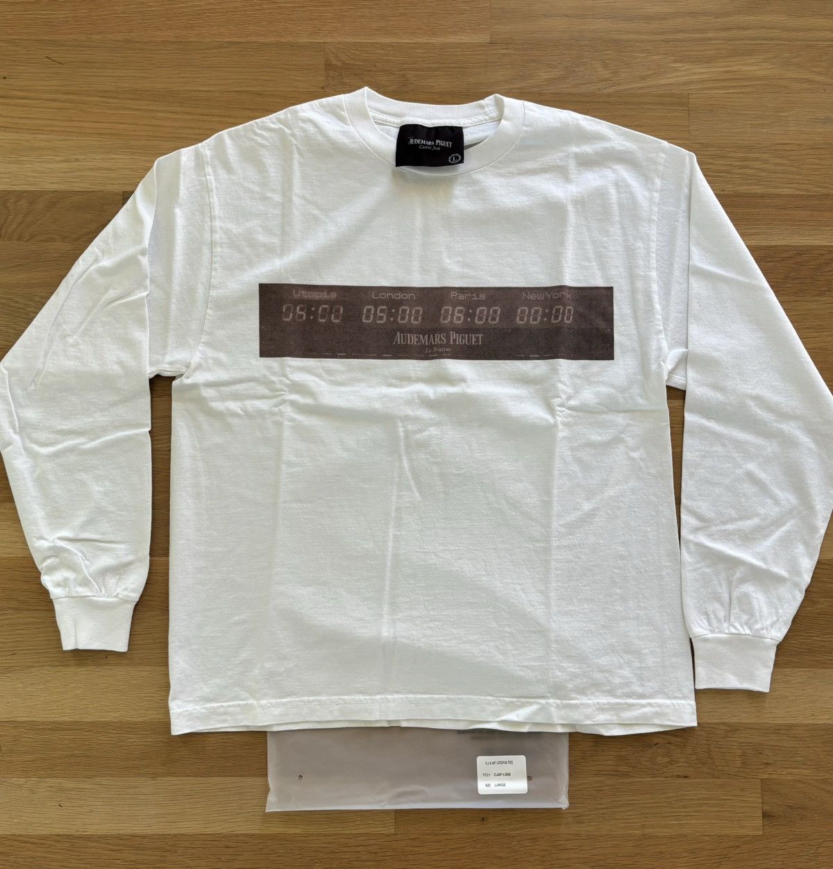 Audemars Piguet × Travis Scott Travis Scott Audemars Piguet Utopia Longsleeve Tee Size US L / EU 52-54 / 3 - 1 Thumbnail