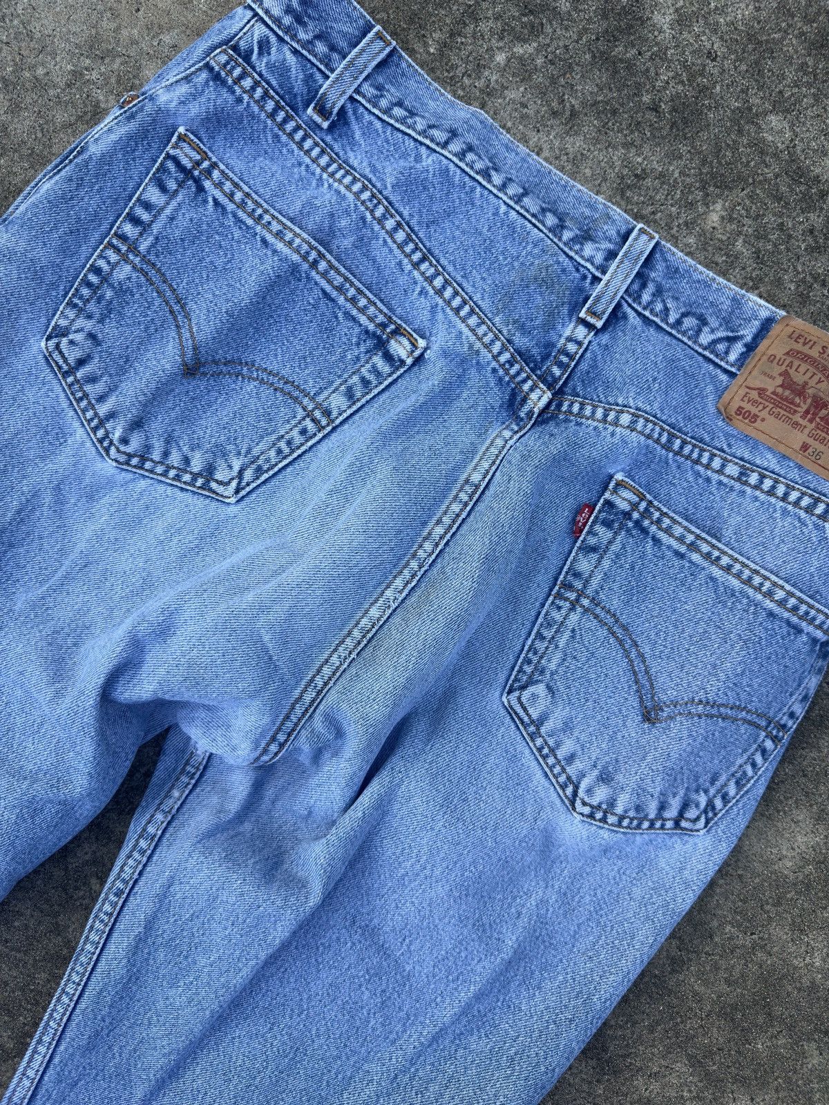 Levi's × Vintage Levi’s 90s 505 36x34 Size US 36 / EU 52 - 6 Thumbnail