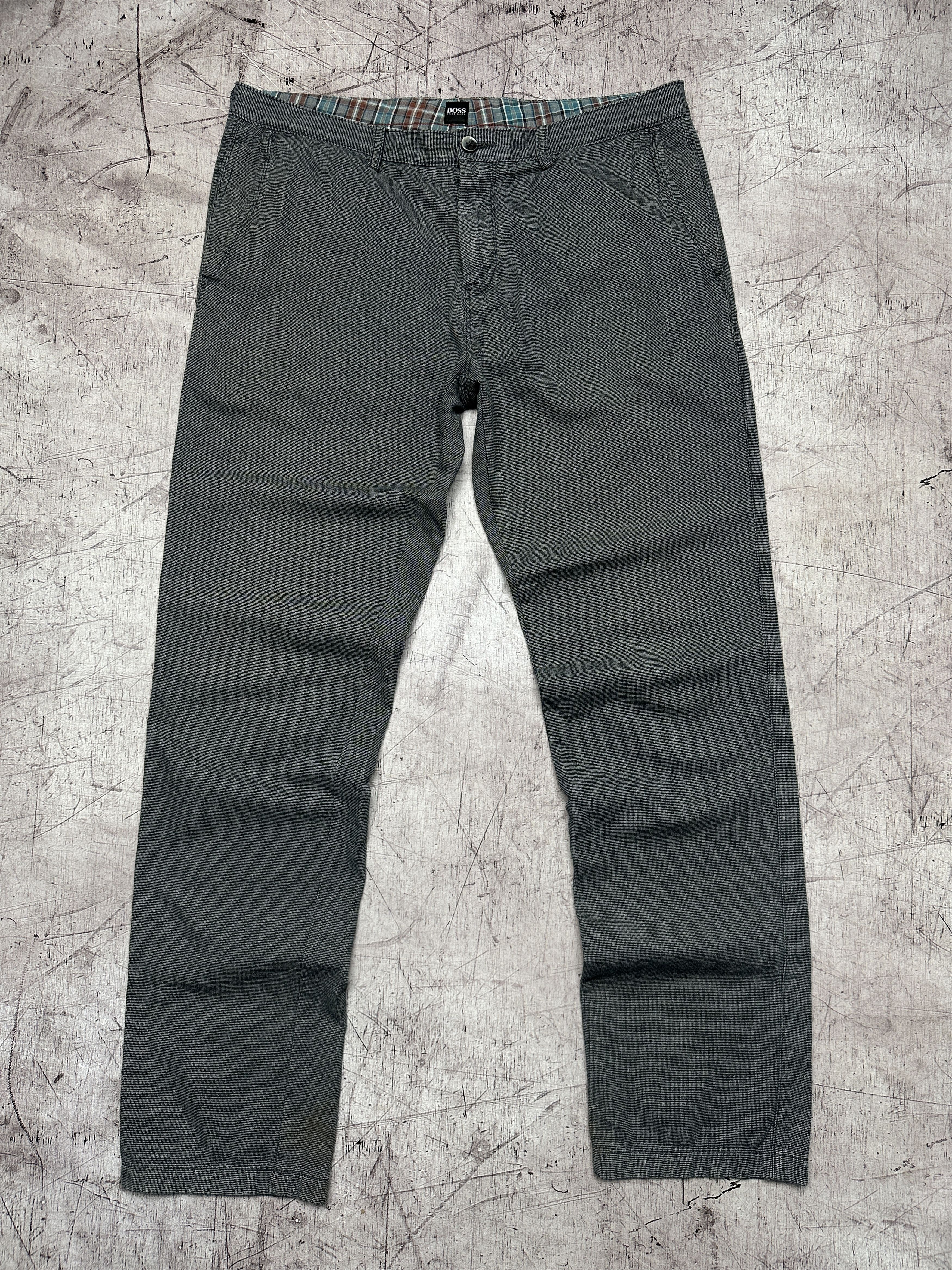 Hugo Boss Hugo Boss Vintage Mens Chino Pants Size US 36 / EU 52 - 1 Thumbnail