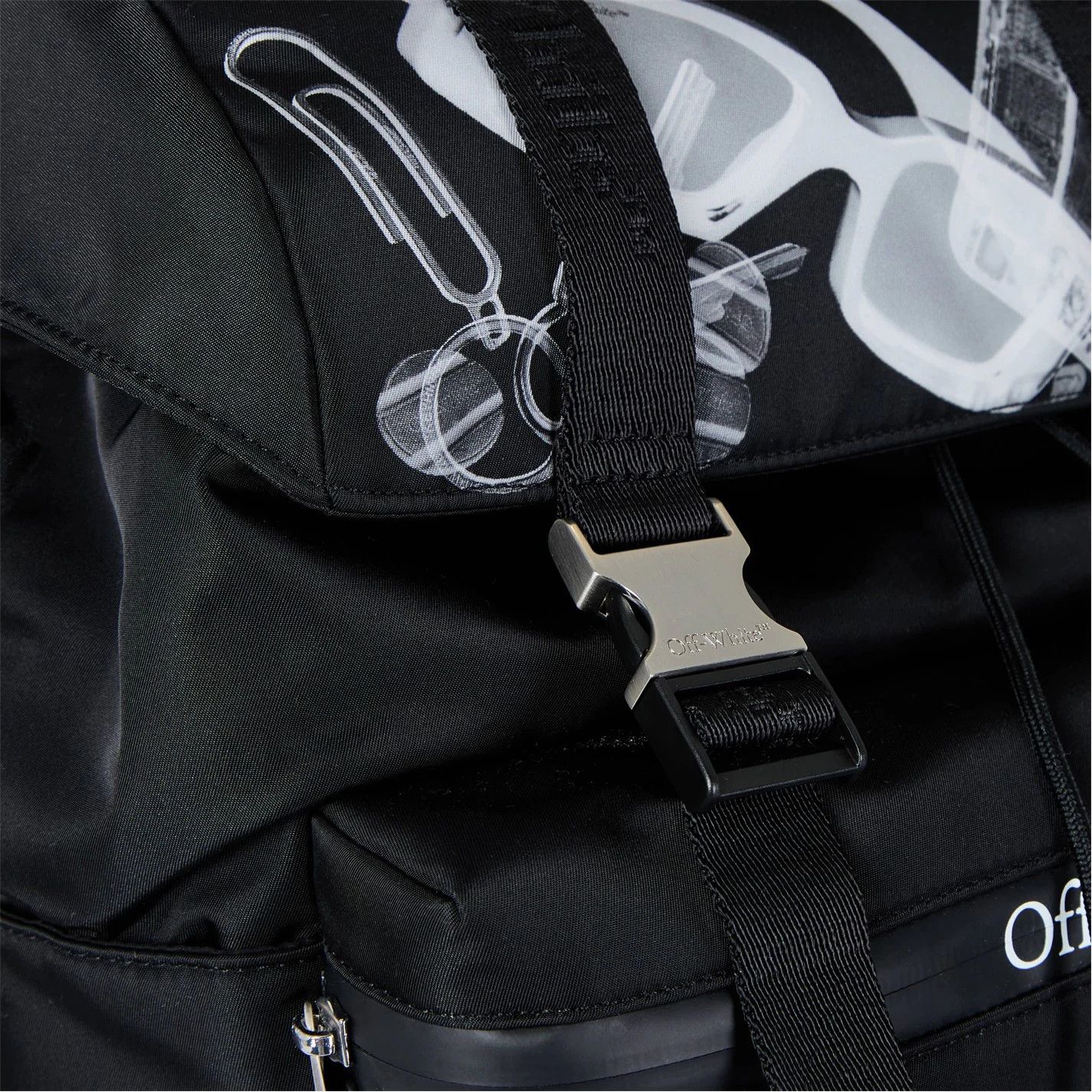 Off-White o1g2r1mq0326 Size: OS / Stylish Design Backpack in Black Size ONE SIZE - 2 Thumbnail