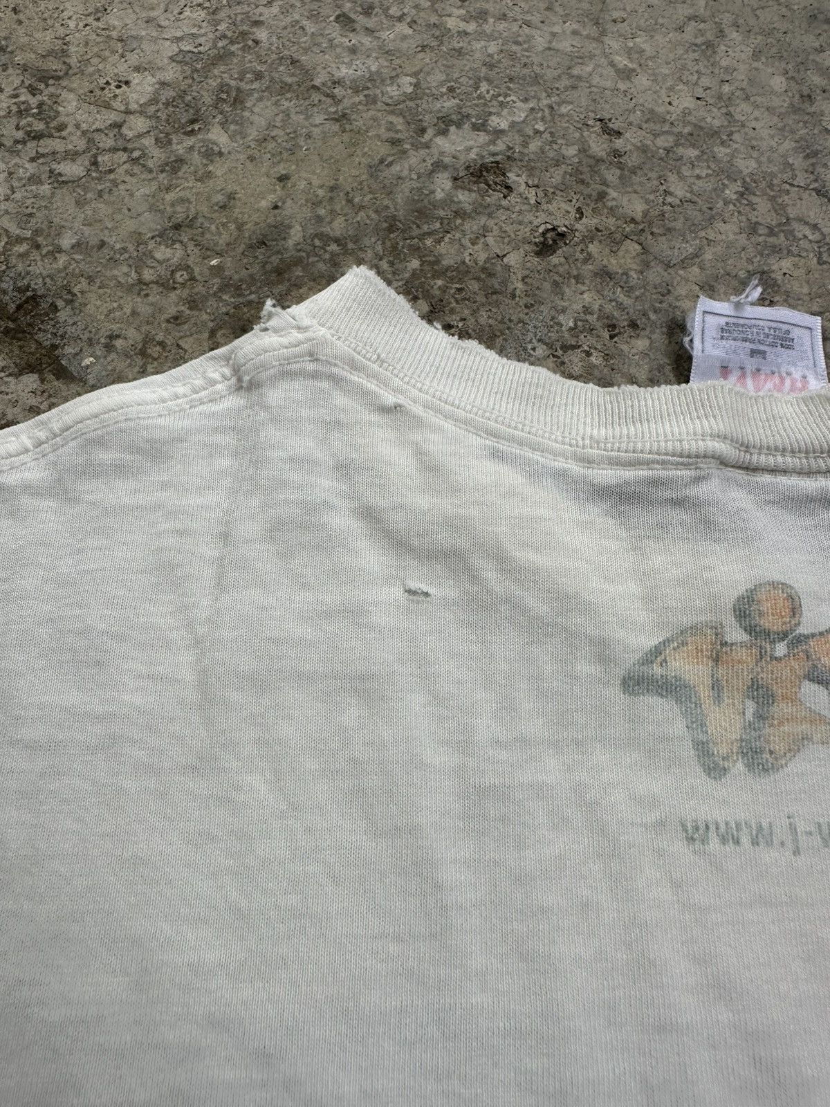 Band Tees Vintage Distressed RHCP Californication Album Promo Tee Size US M / EU 48-50 / 2 - 7 Thumbnail