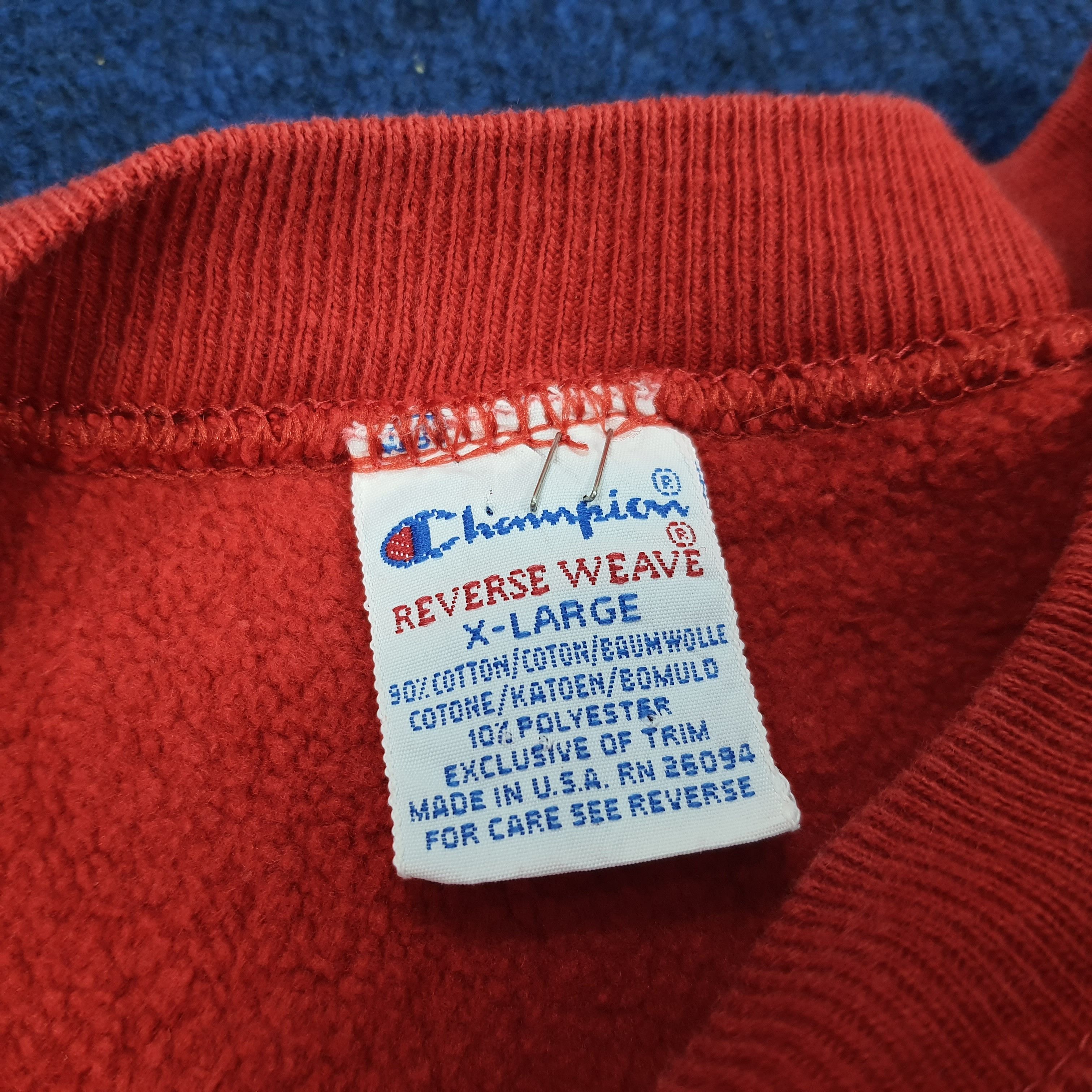 Champion × Vintage Vintage Champion Embroidered Streetwear Sweatshirt Size US M / EU 48-50 / 2 - 5 Thumbnail