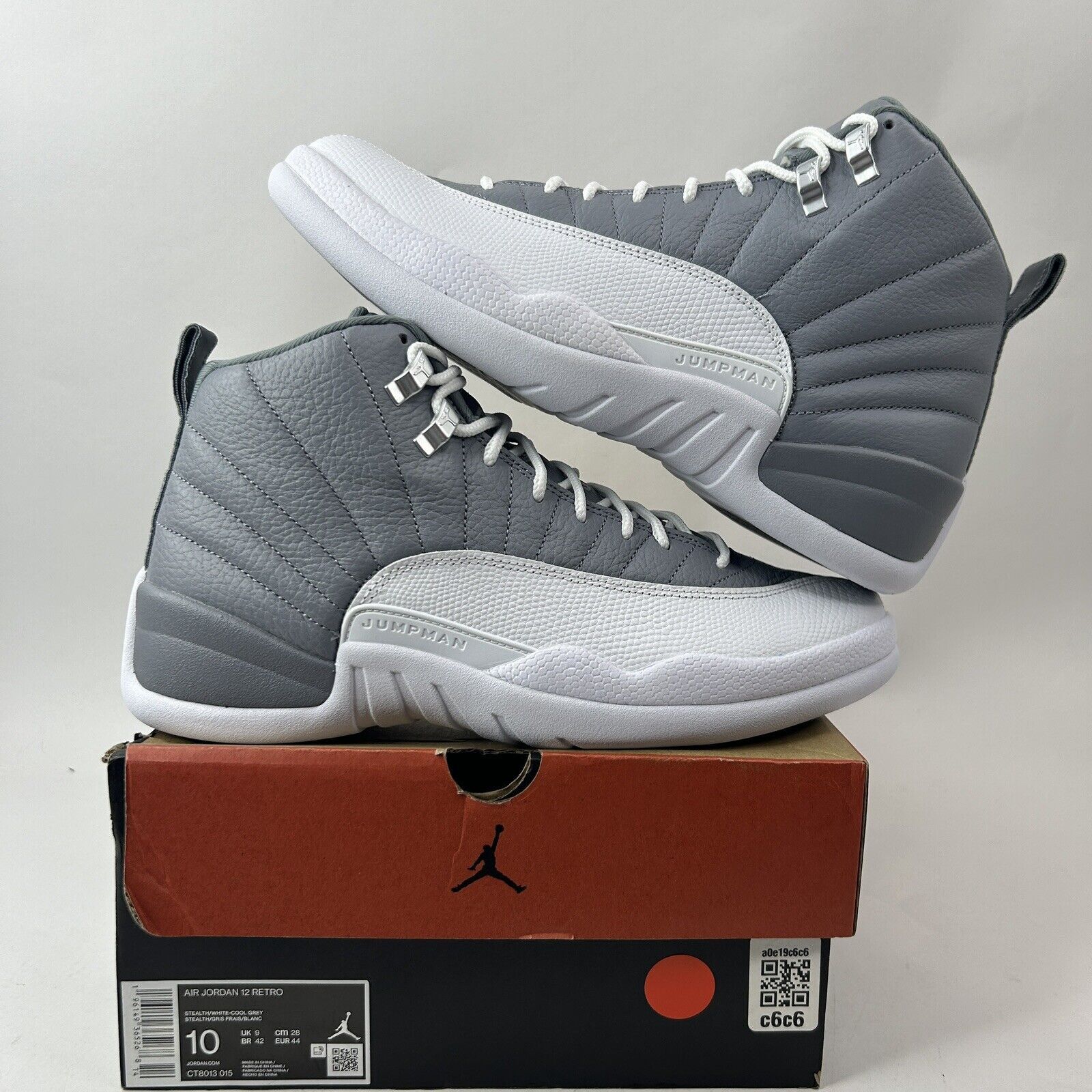 Nike Nike Air Jordan 12 Retro “Stealth” 2024 Size US 10 / EU 43 - 1 Thumbnail