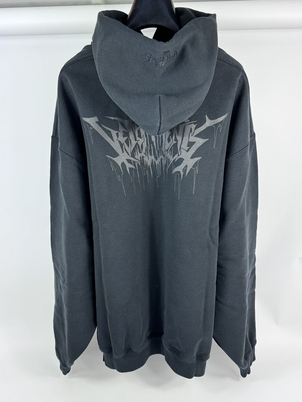 Vetements SCULL PRINT OVERSIZED HOODIE Size US XXL / EU 58 / 5 - 2 Thumbnail