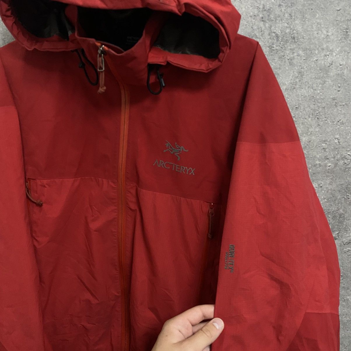 Arc'teryx Men's Arcteryx Beta Gore-Tex Jacket Size US L / EU 52-54 / 3 - 6 Thumbnail
