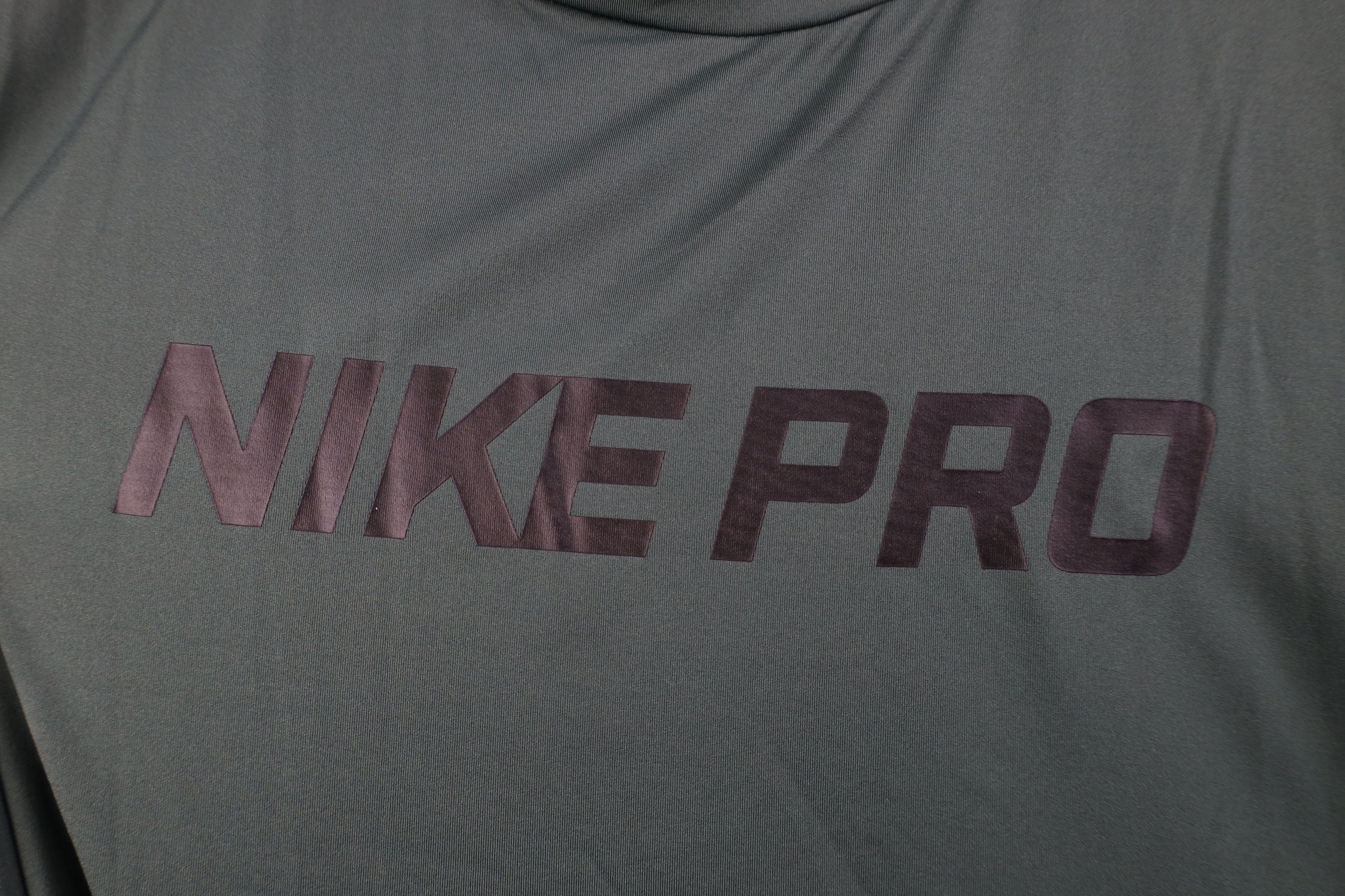 Nike Nike Pro Combat Compression Fitted Sleeveless Muscle T-Shirt Size XL / US 12-14 / IT 48-50 - 4 Thumbnail
