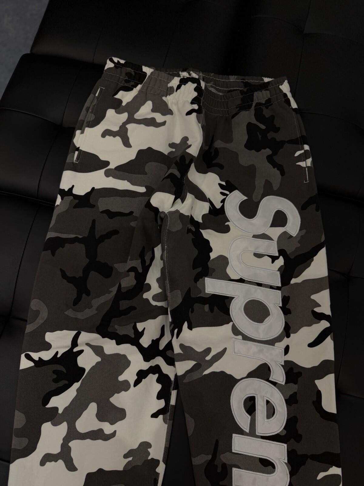 Supreme Supreme Satin Logo Sweatpant Snow Camo SS26 Men’s Size Small Size US 30 / EU 46 - 4 Thumbnail