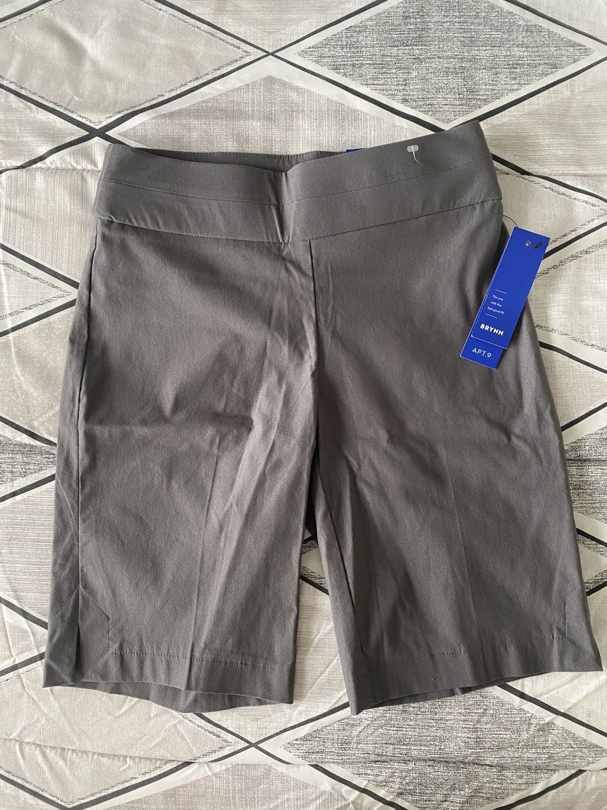 Apt. 9 APT 9 women's Brynn shorts bermuda stretch mid rise NWT Size 26" / US 2 / IT 38 - 2 Thumbnail