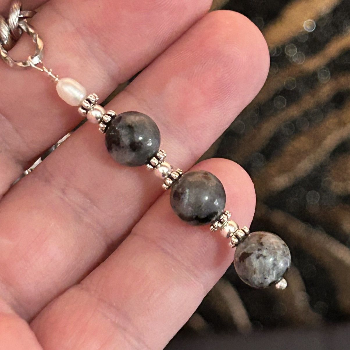 Handmade Handcrafted genuine 8mm larvikite genuine pearl set Size ONE SIZE - 11 Thumbnail