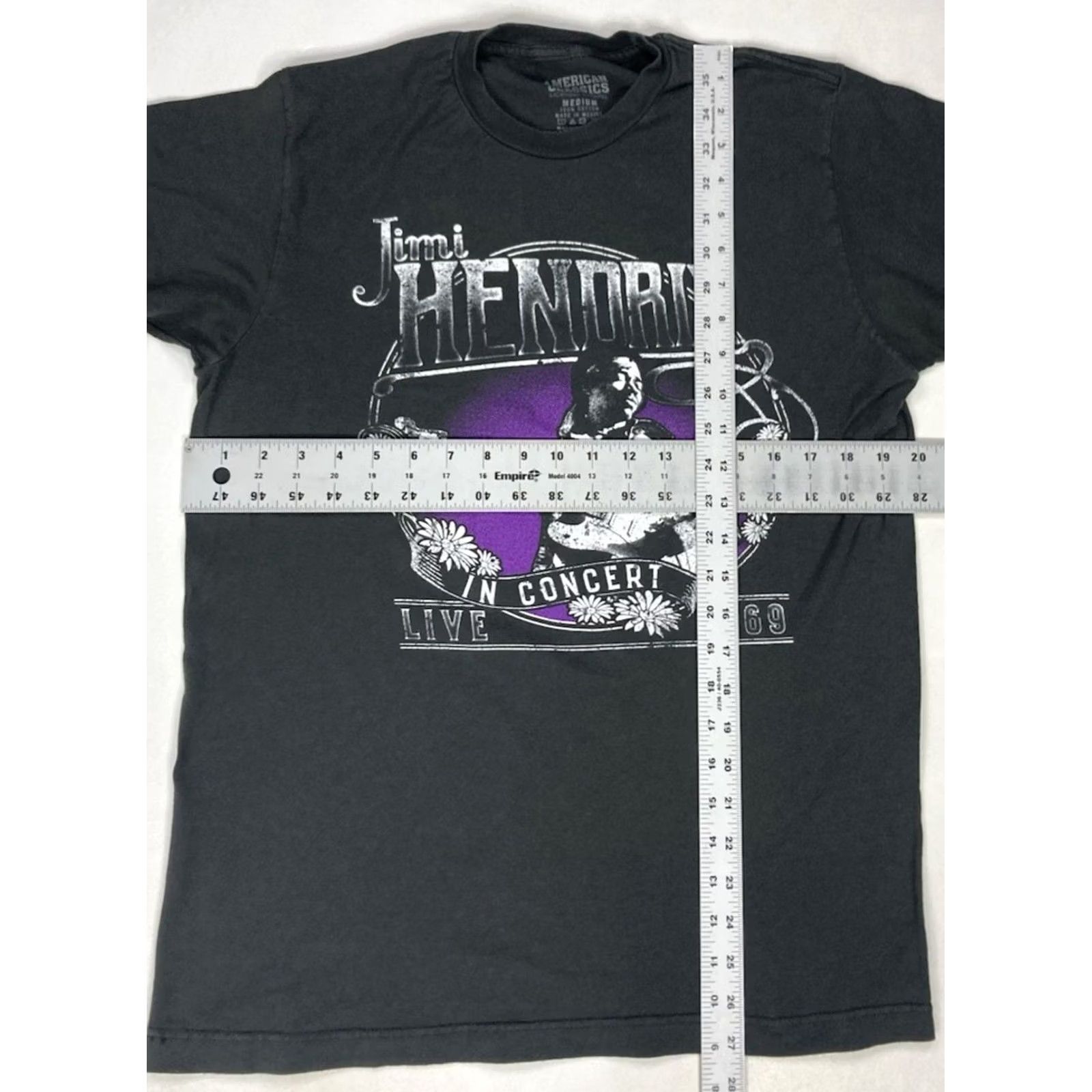 Vintage VINTAGE Jimi Hendrix Live In Concert 1969 Graphic T-shirt Men Medium Gray Music Merch Size US M / EU 48-50 / 2 - 6 Thumbnail
