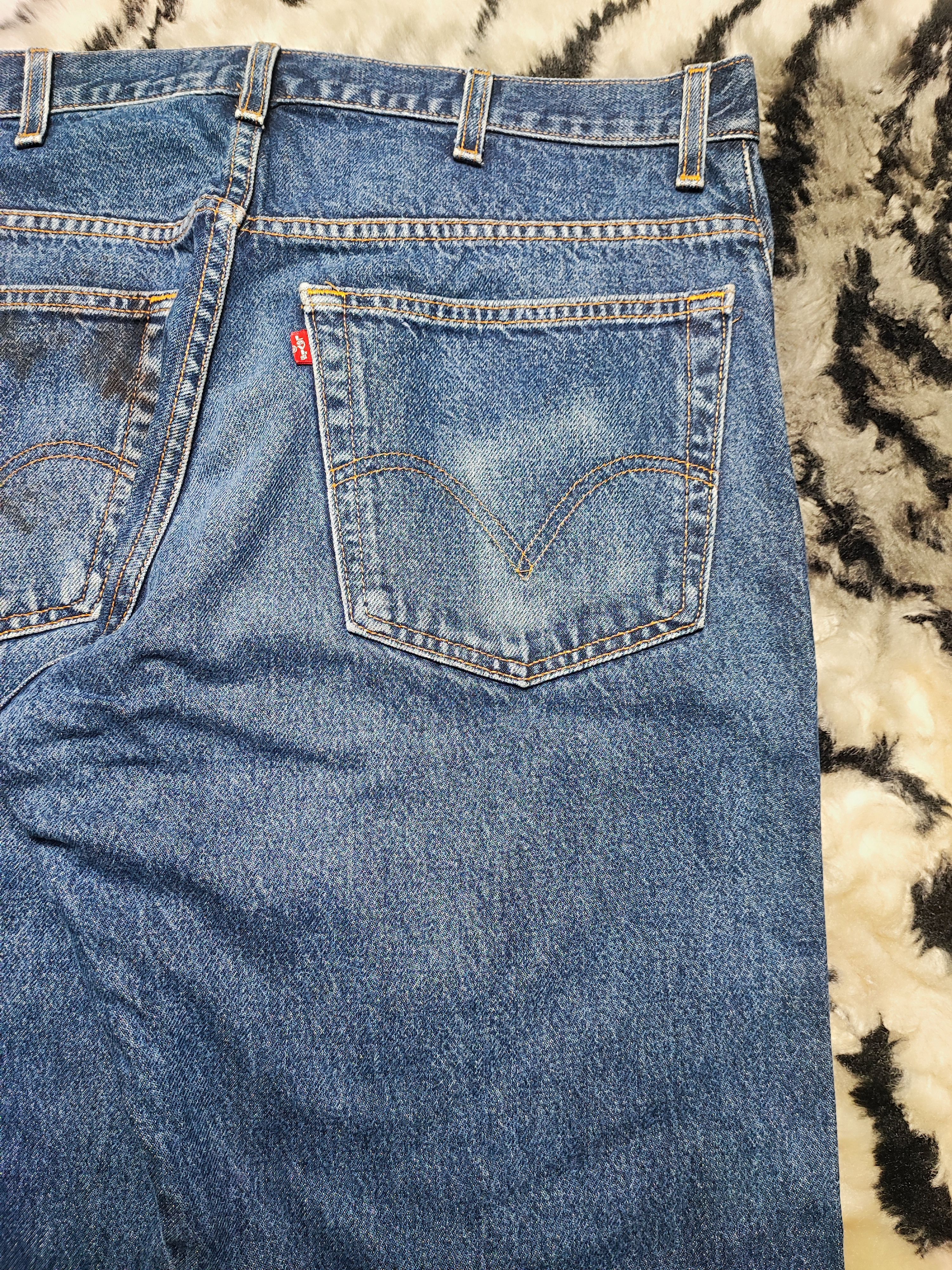 Levi's Vintage Levi's 517 Bootcut Baggy Faded Blue Flare W35X30 Size US 35 - 12 Thumbnail