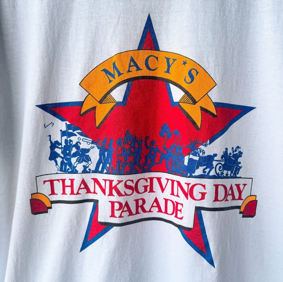 Vintage 1980's Macy's Thanksgiving Parade Vintage T-Shirt Size US M / EU 48-50 / 2 - 3 Thumbnail