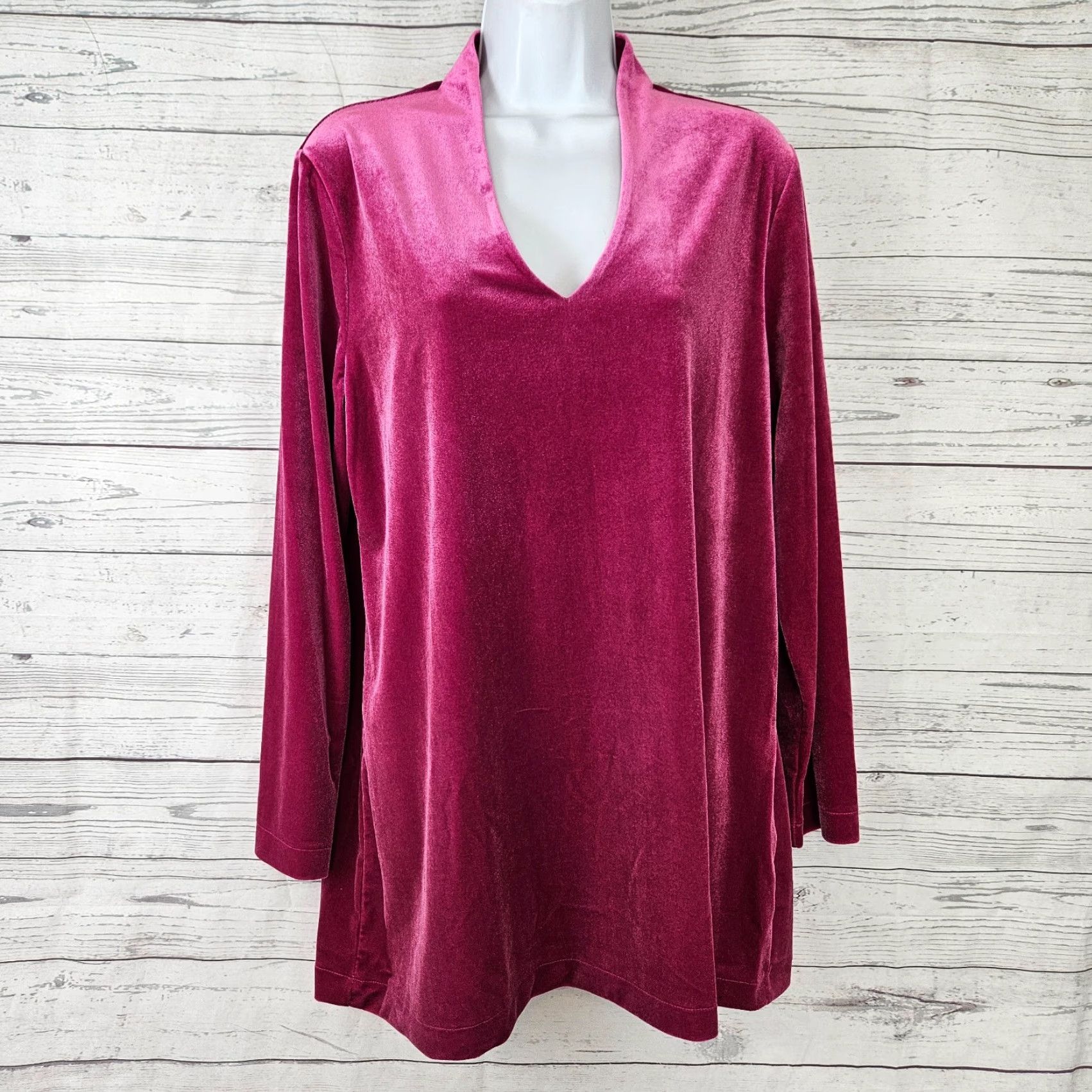 Vintage Chico's Womens Velvet Polished Tunic Sz Large Electric Magenta Long Sleeve Blouse Tunic Womens/Adult Large Pink Velvet Solid 30" 23" 21" Size L / US 10 / IT 46 - 2 Thumbnail