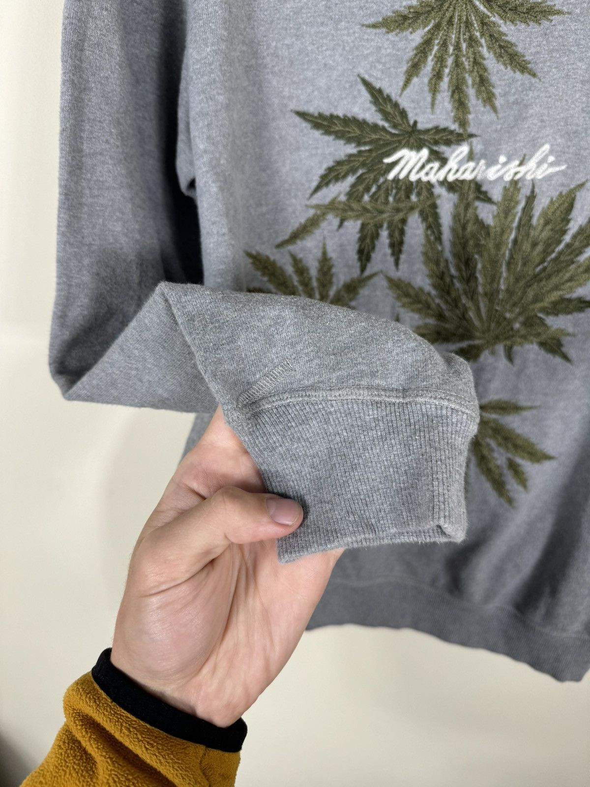 Maharishi Maharishi Cannabis logo sweatshirt Size US M / EU 48-50 / 2 - 4 Thumbnail
