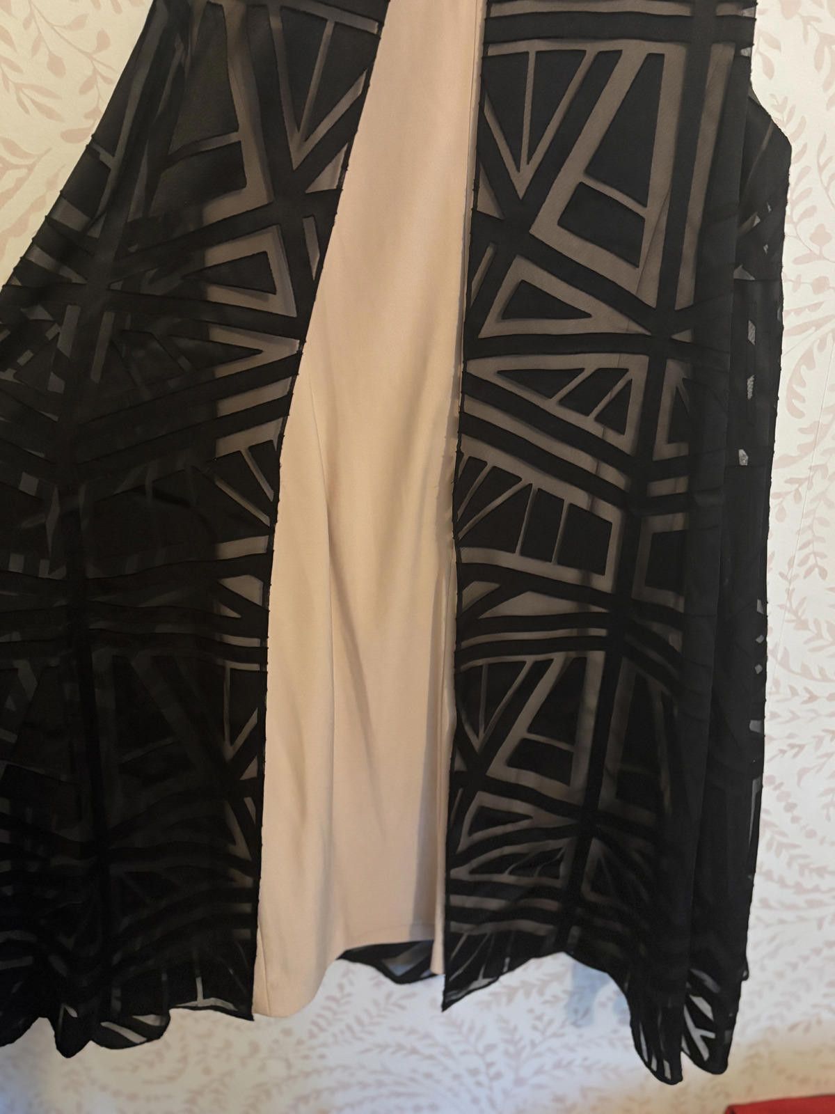 Vince Camuto NEW Vince Camuto Trapeze Burnout Geometric Swing Dress sz 10 Size L / US 10 / IT 46 - 4 Thumbnail