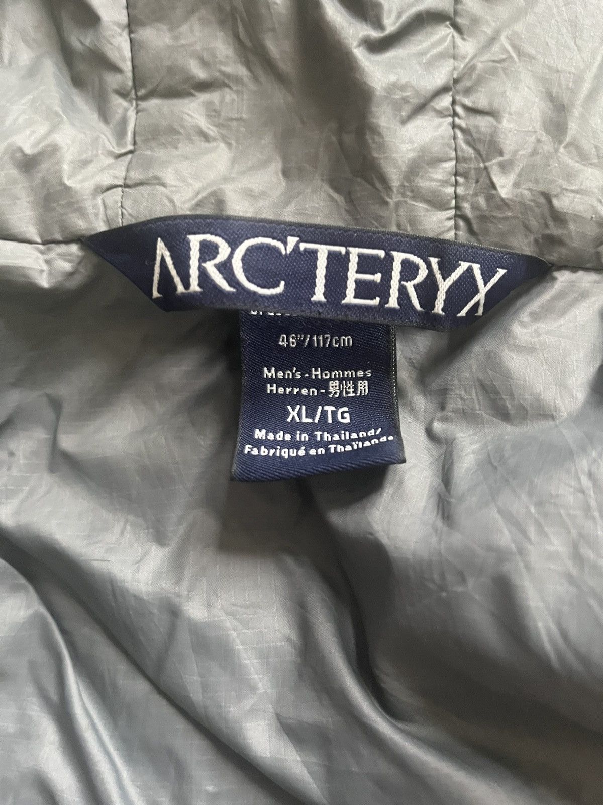Arc'teryx Arcteryx black atom jacket gorpcore designer streetwear drip Size US XL / EU 56 / 4 - 4 Thumbnail