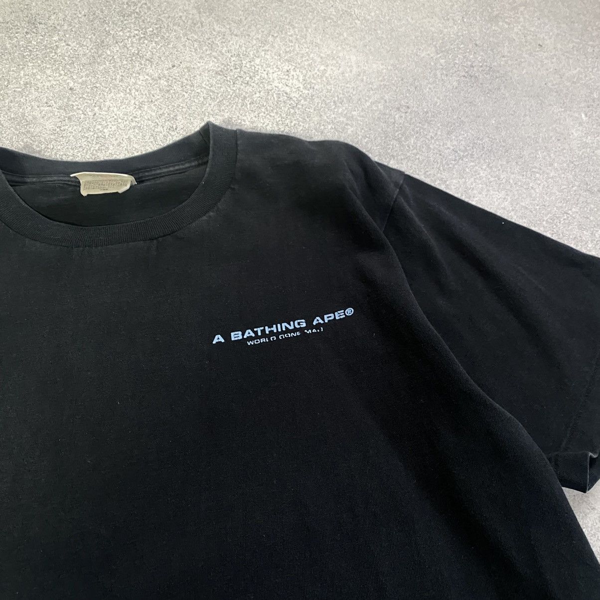 Bape BAPE T-Shirt Big logo Vintage M Size US M / EU 48-50 / 2 - 5 Thumbnail