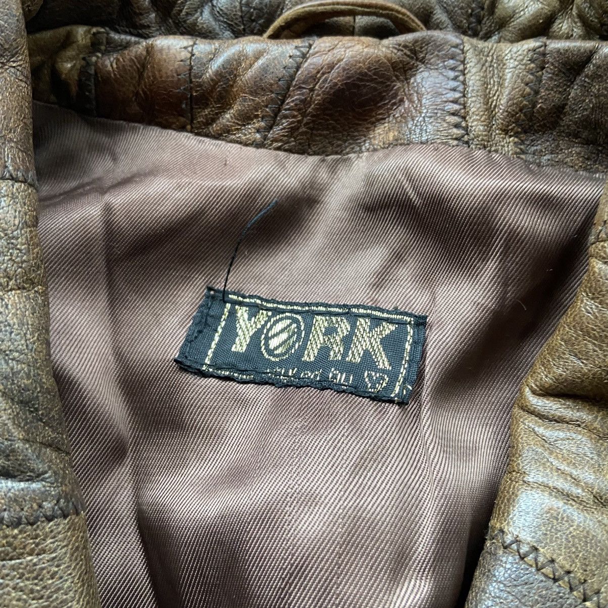 Japanese Brand 📌 Vintage York Patchwork Leather Y2K Brown Distressed Jacket Size L / US 10 / IT 46 - 7 Thumbnail