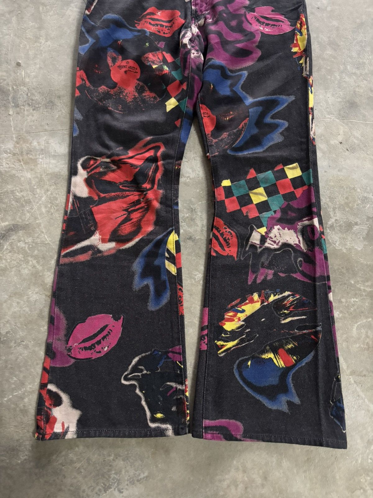 Versace VERSACE JEANS COUTURE bootcut flare jeans crazy overprint Size US 30 / EU 46 - 16 Thumbnail