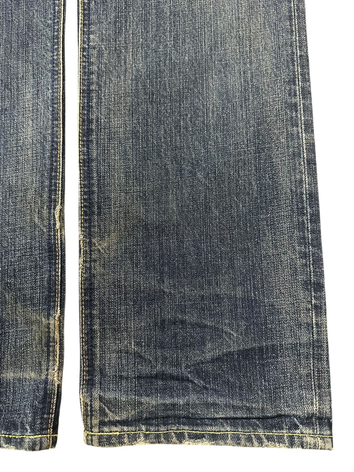 Japanese Brand Vintage Japanese Brand Blue Faded Wash Style Loose Jeans Size US 32 / EU 48 - 8 Thumbnail