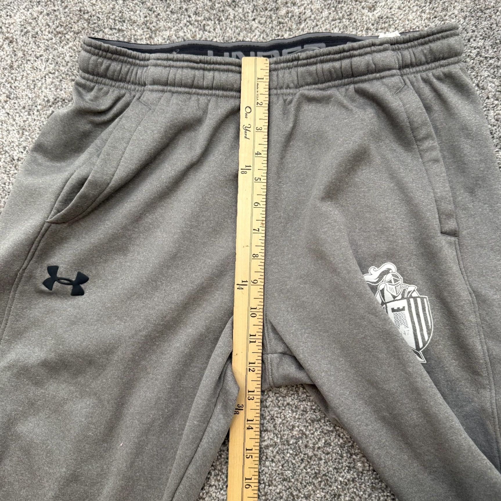Under Armour Under Armour Sweatpants Mens Large Gray Athletic Joggers 1847 Knight Logo Drawstring Pants Regular XS? Size US 33 - 5 Thumbnail