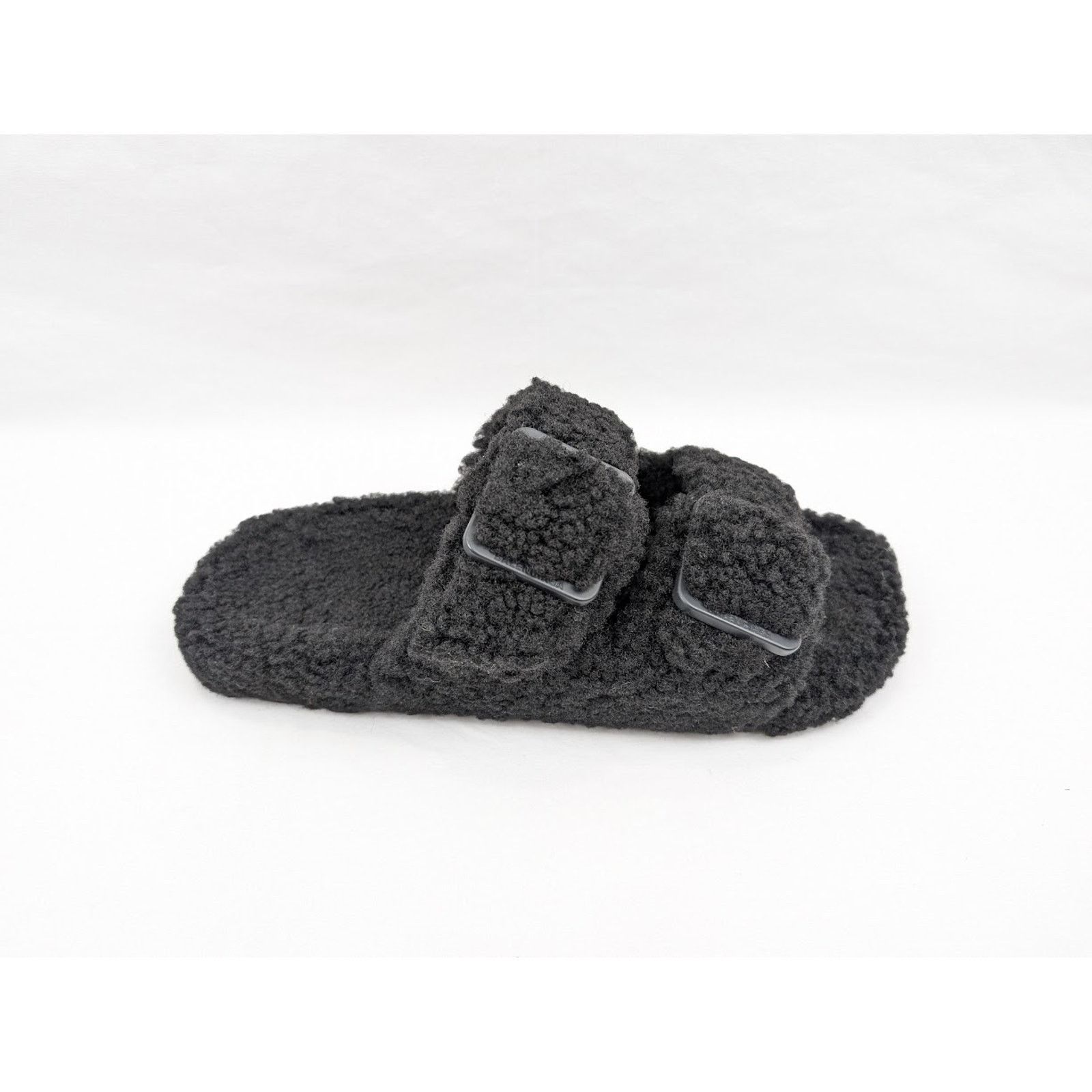 o1rshd1 Q:2 / Furry Shearling Mallorca Sandals in Black