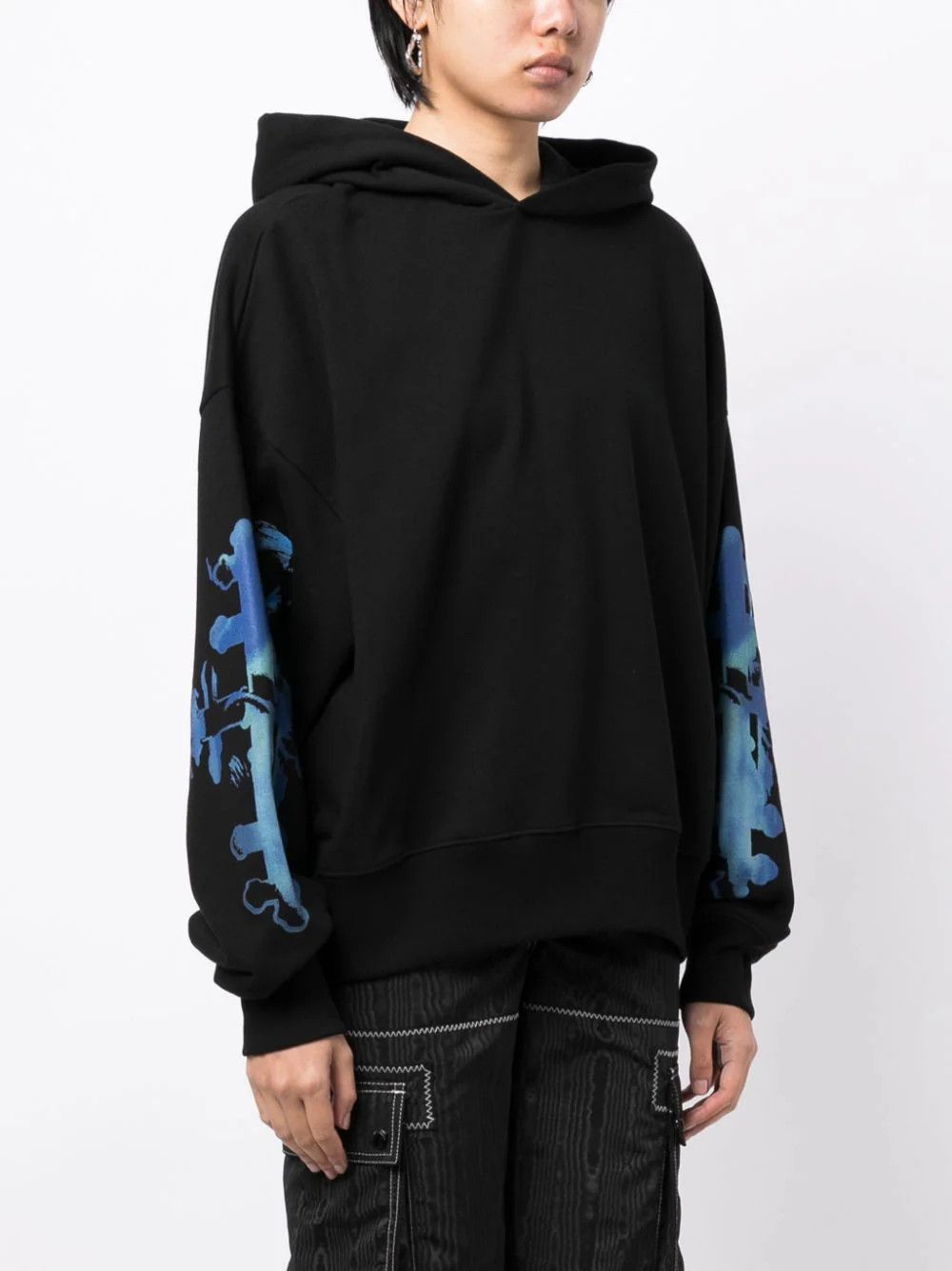 WE11DONE o1mris0824 Gothic Print Hoodie in Black Size US M / EU 48-50 / 2 - 6 Thumbnail