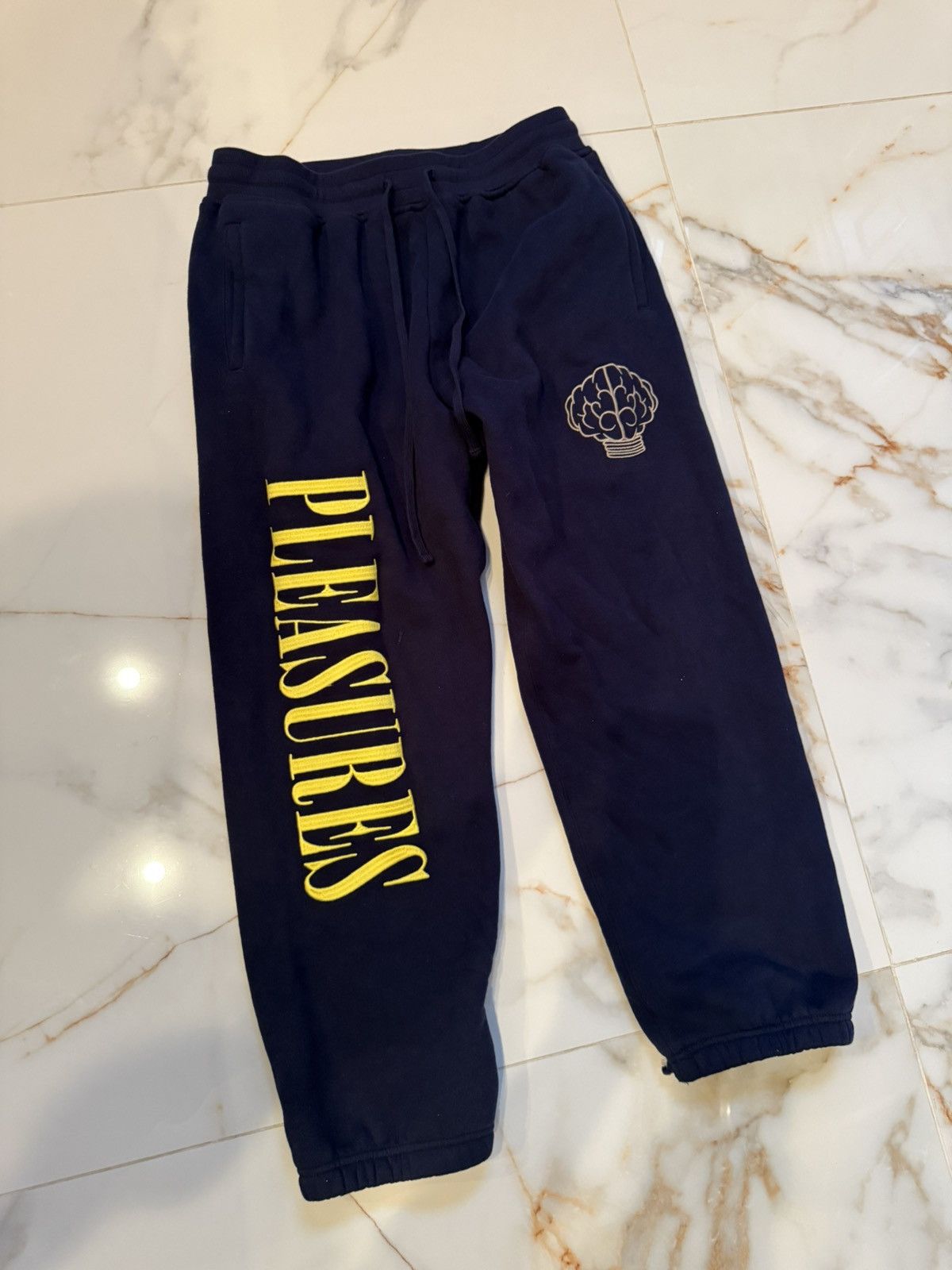 Pleasures Pleasures Sweatpants Size US 32 / EU 48 - 1 Thumbnail